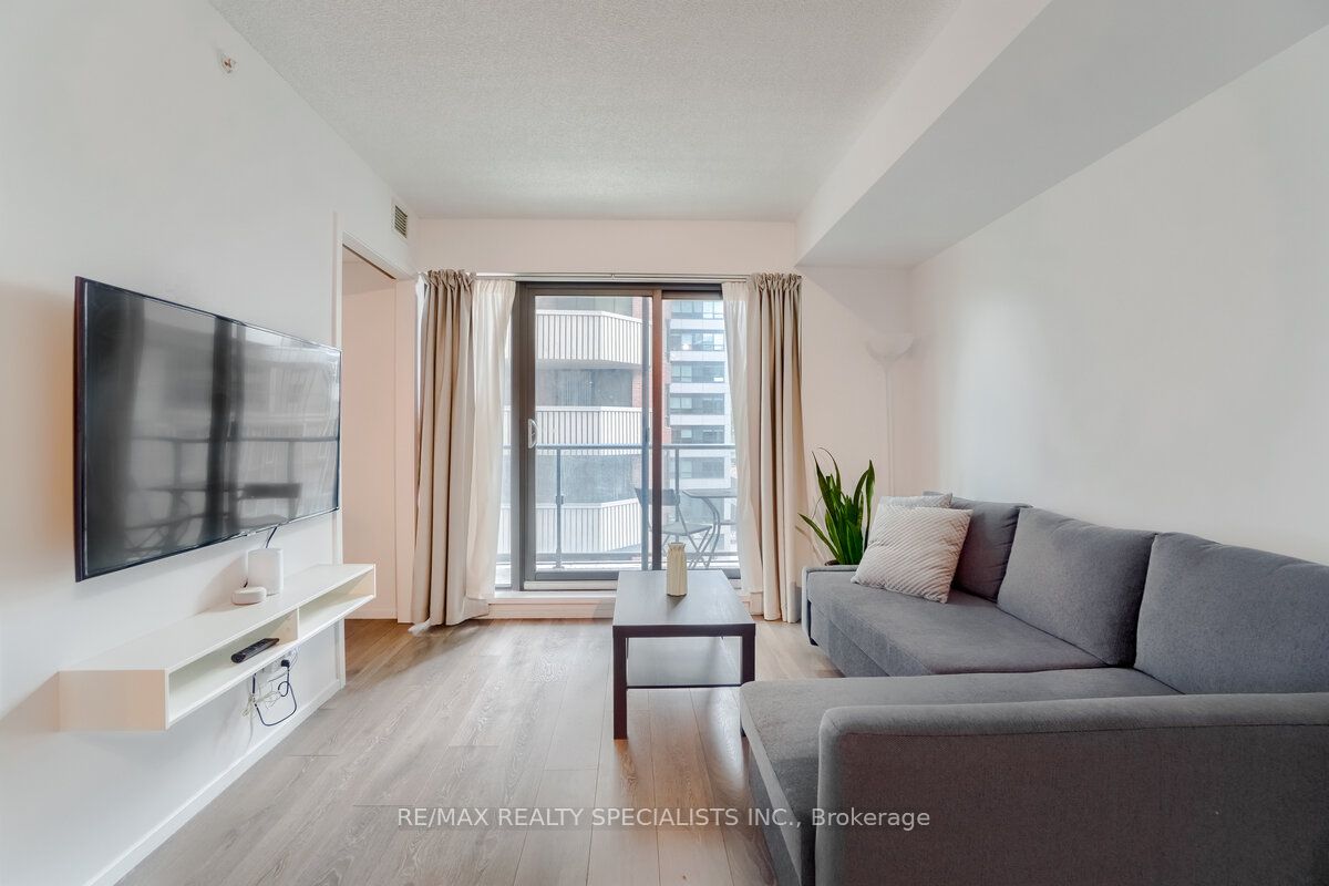 159 DUNDAS Street E #505