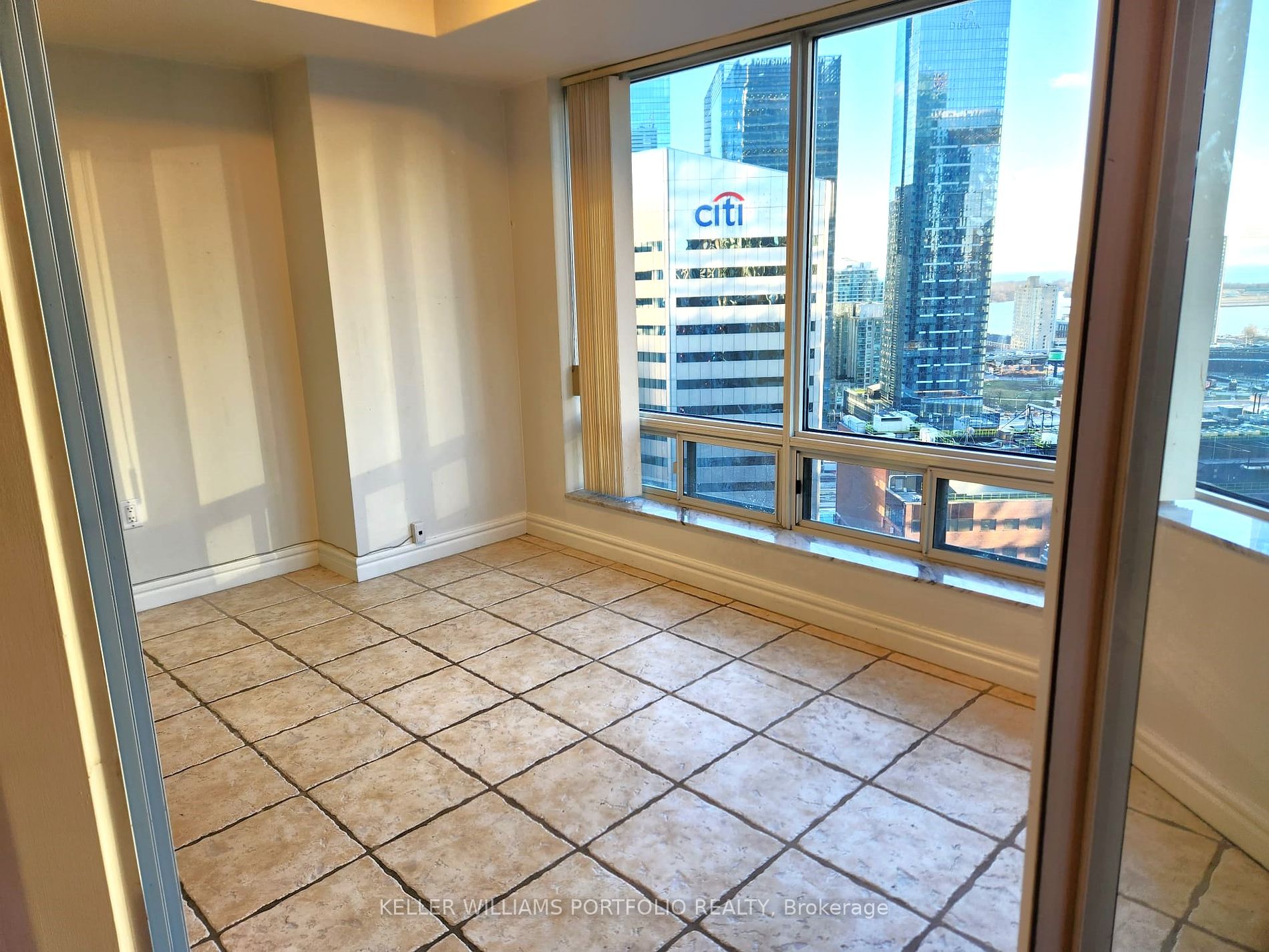 33 University Avenue #2404