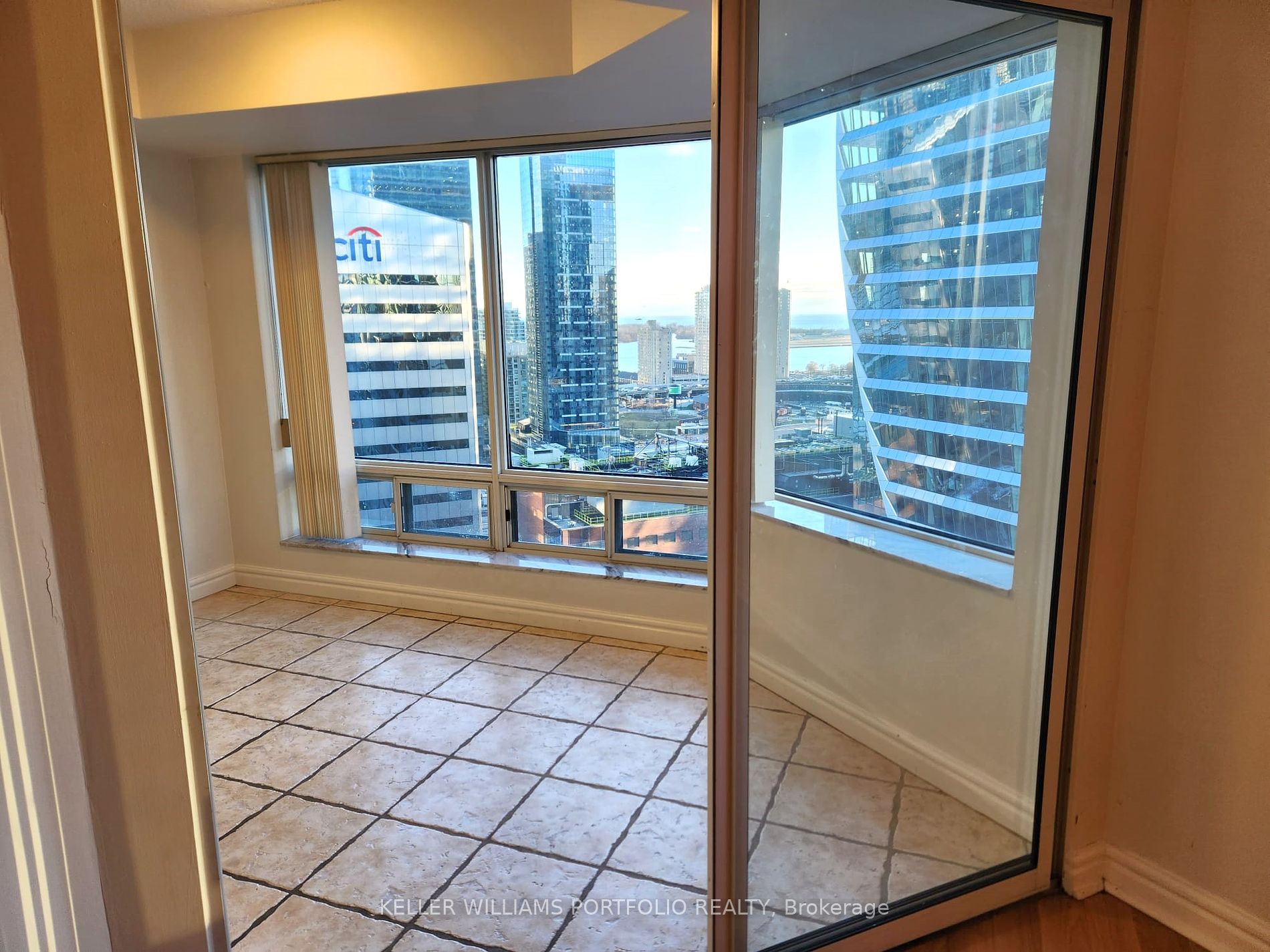 33 University Avenue #2404