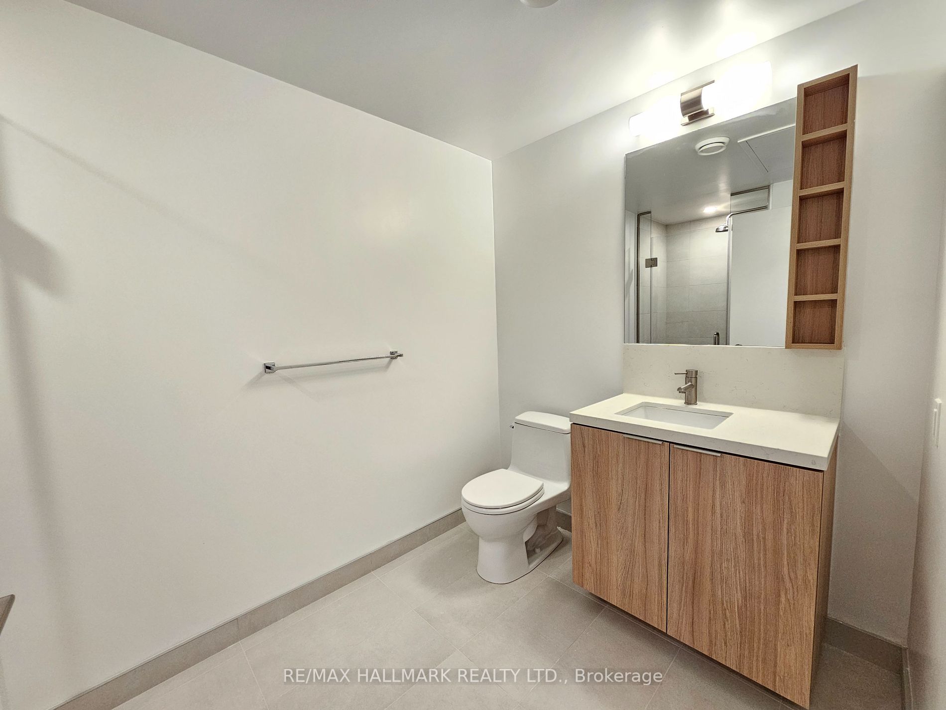 2020 Bathurst Street, #533