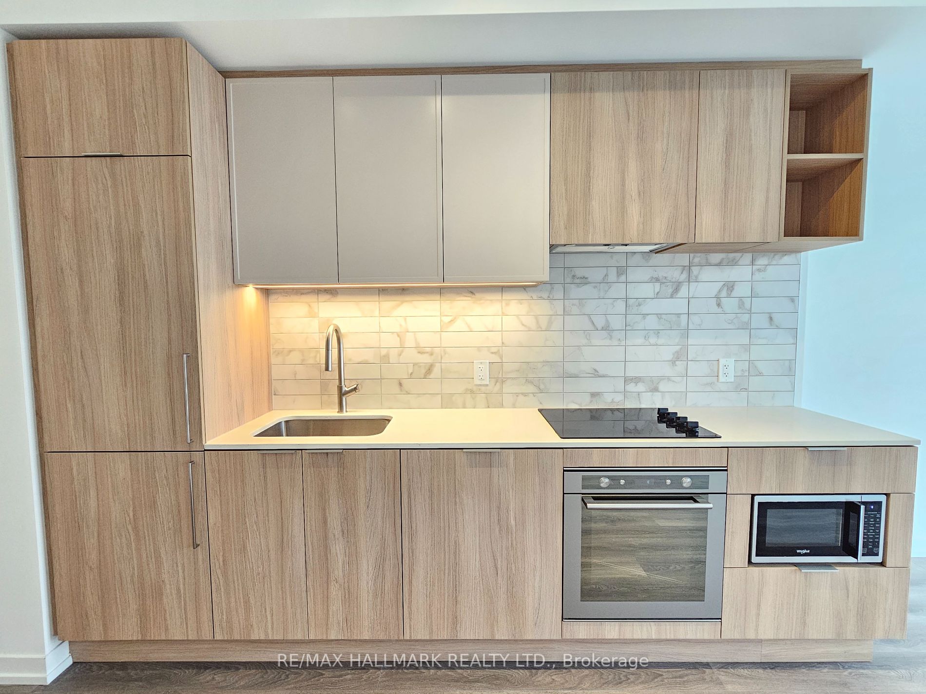 2020 Bathurst Street, #533