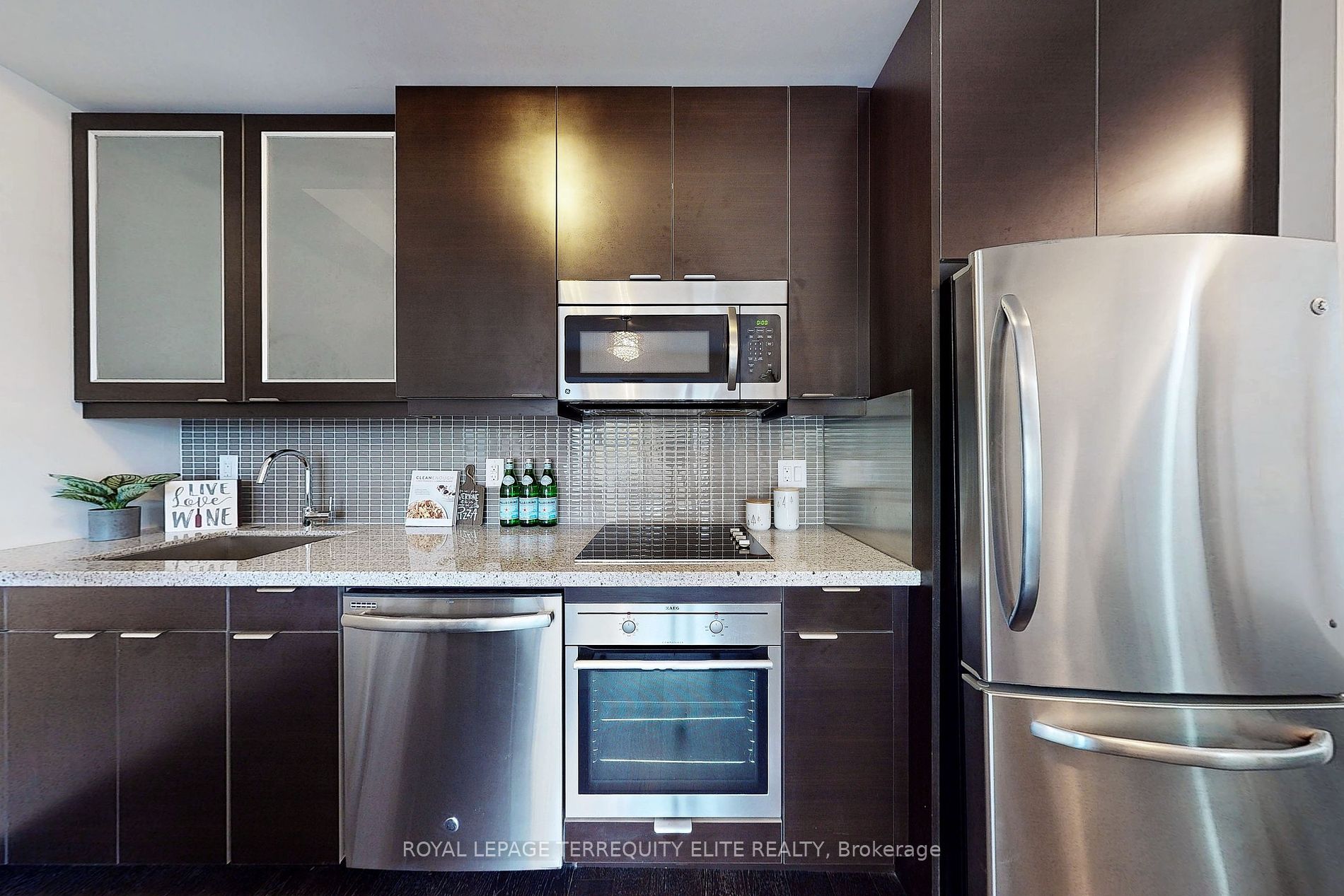 399 Spring Garden Ave, #306