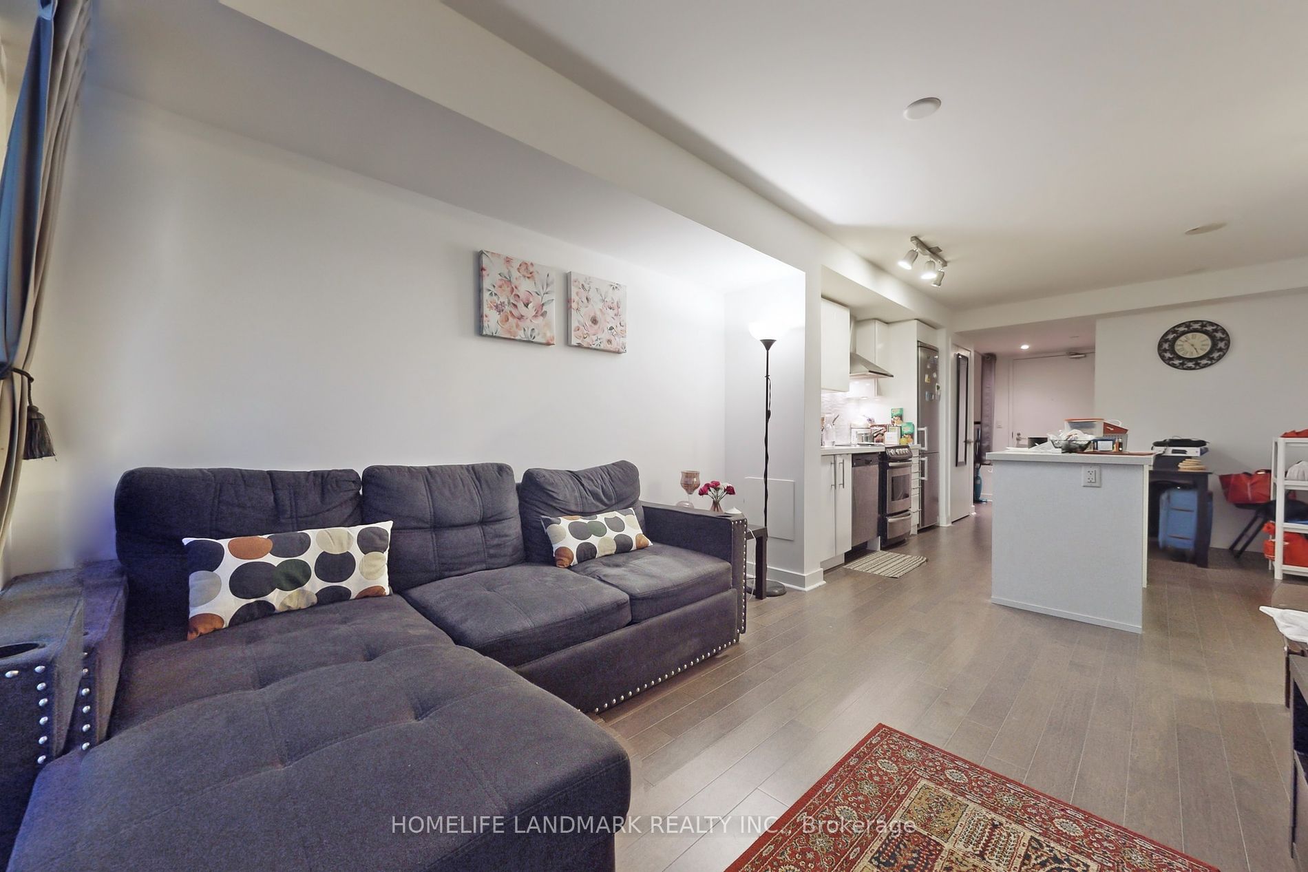 58 Orchard View Blvd, #505