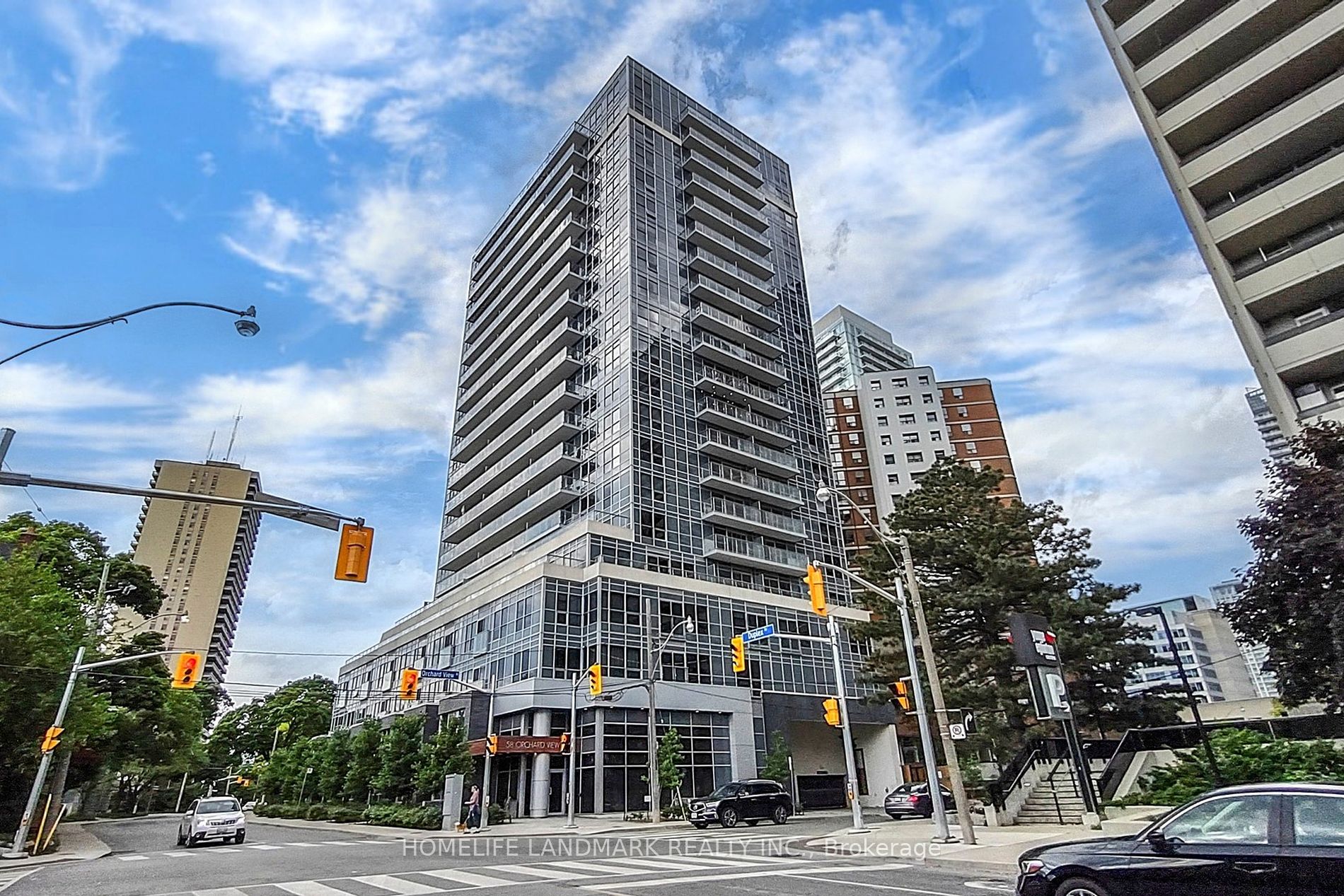 58 Orchard View Blvd, #505