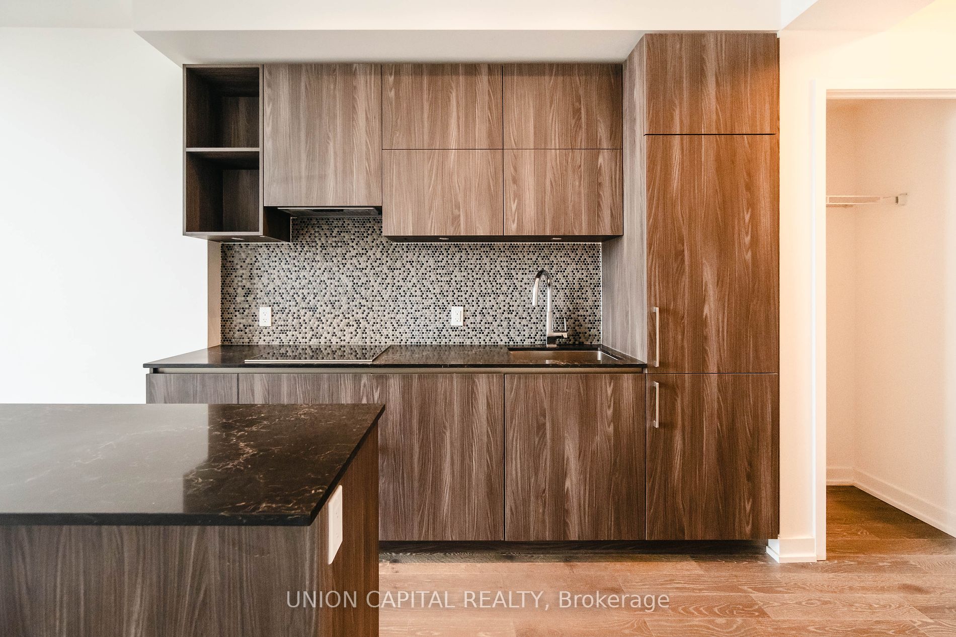 1 Yorkville Ave, #4110