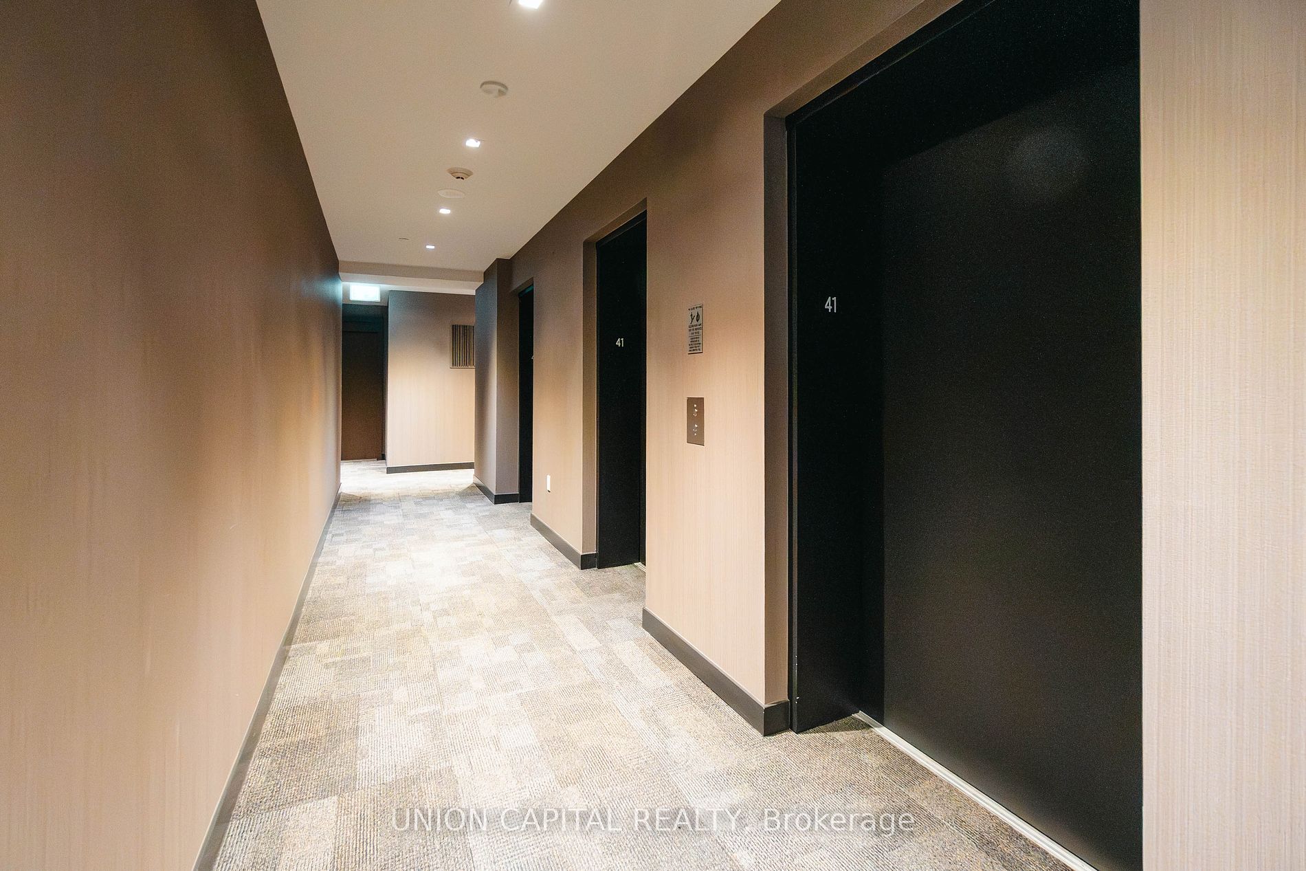 1 Yorkville Ave, #4110
