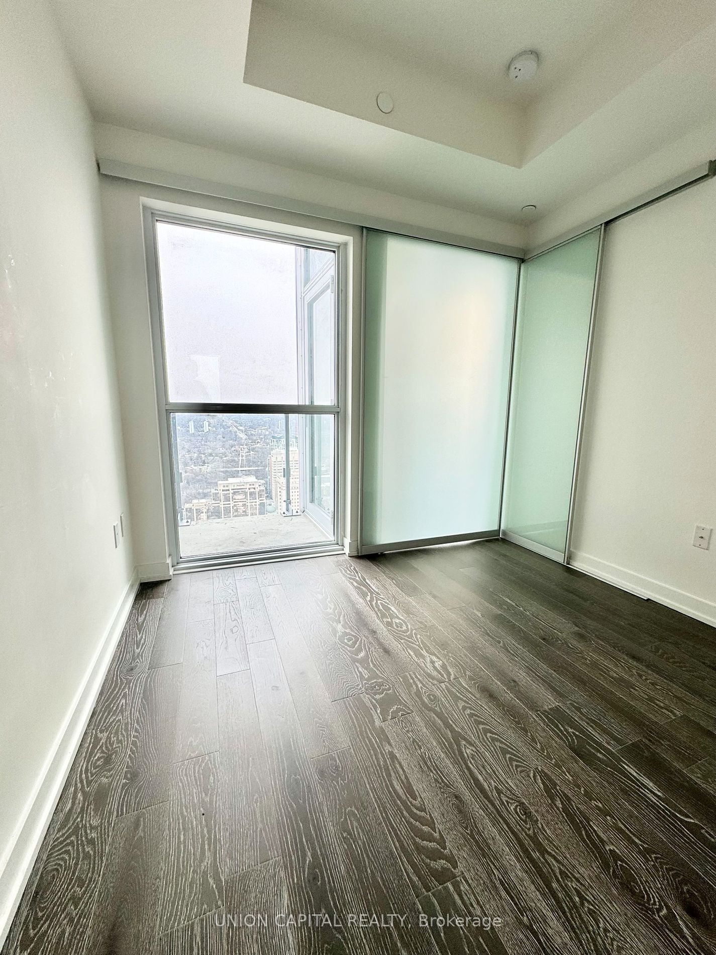 1 Yorkville Ave, #4110