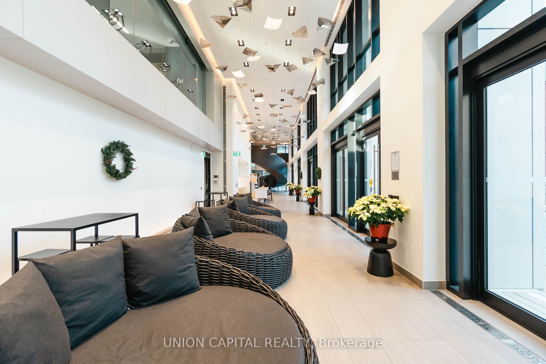 1 Yorkville Ave, #4110
