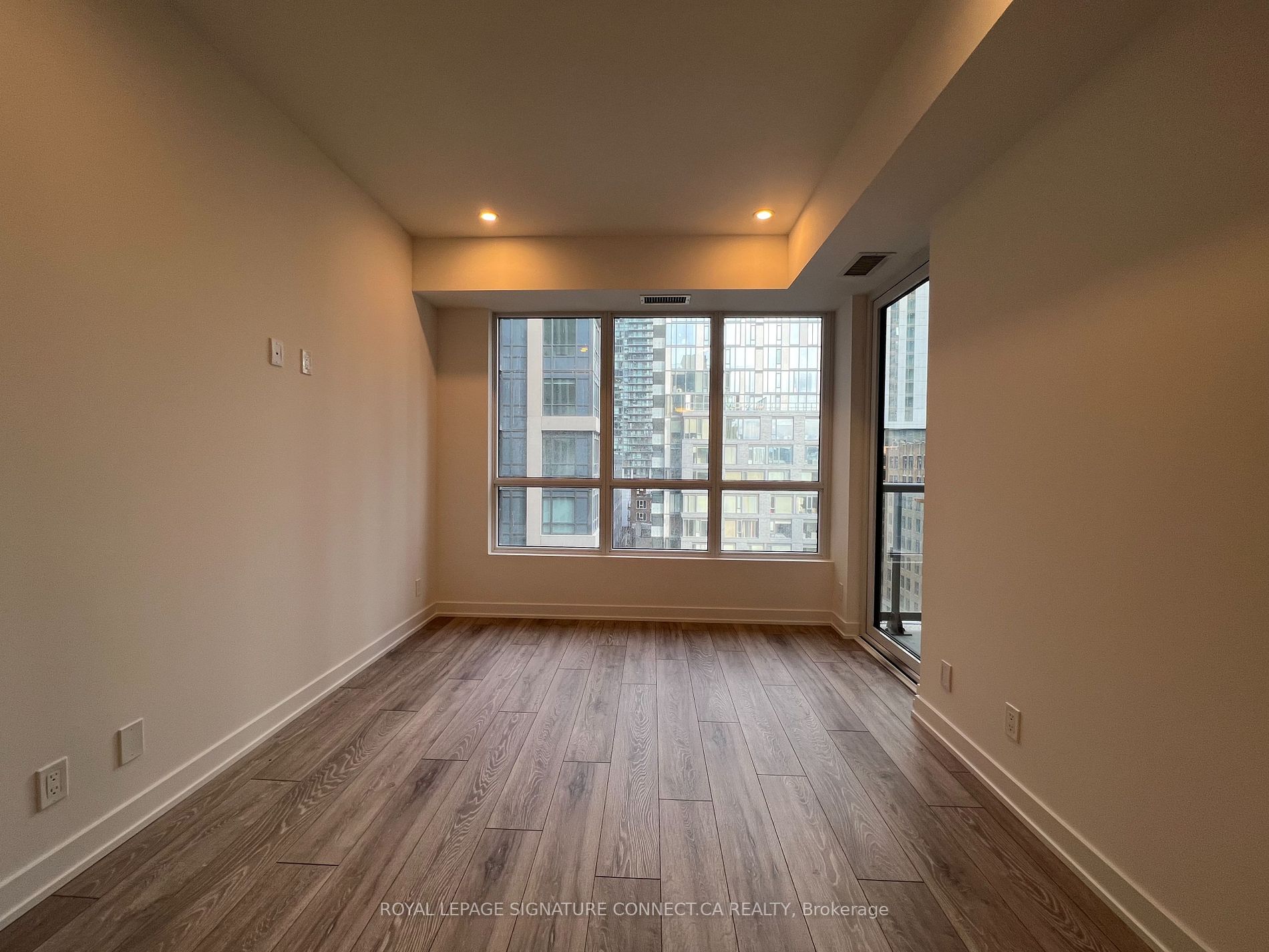 108 Peter Street #1113