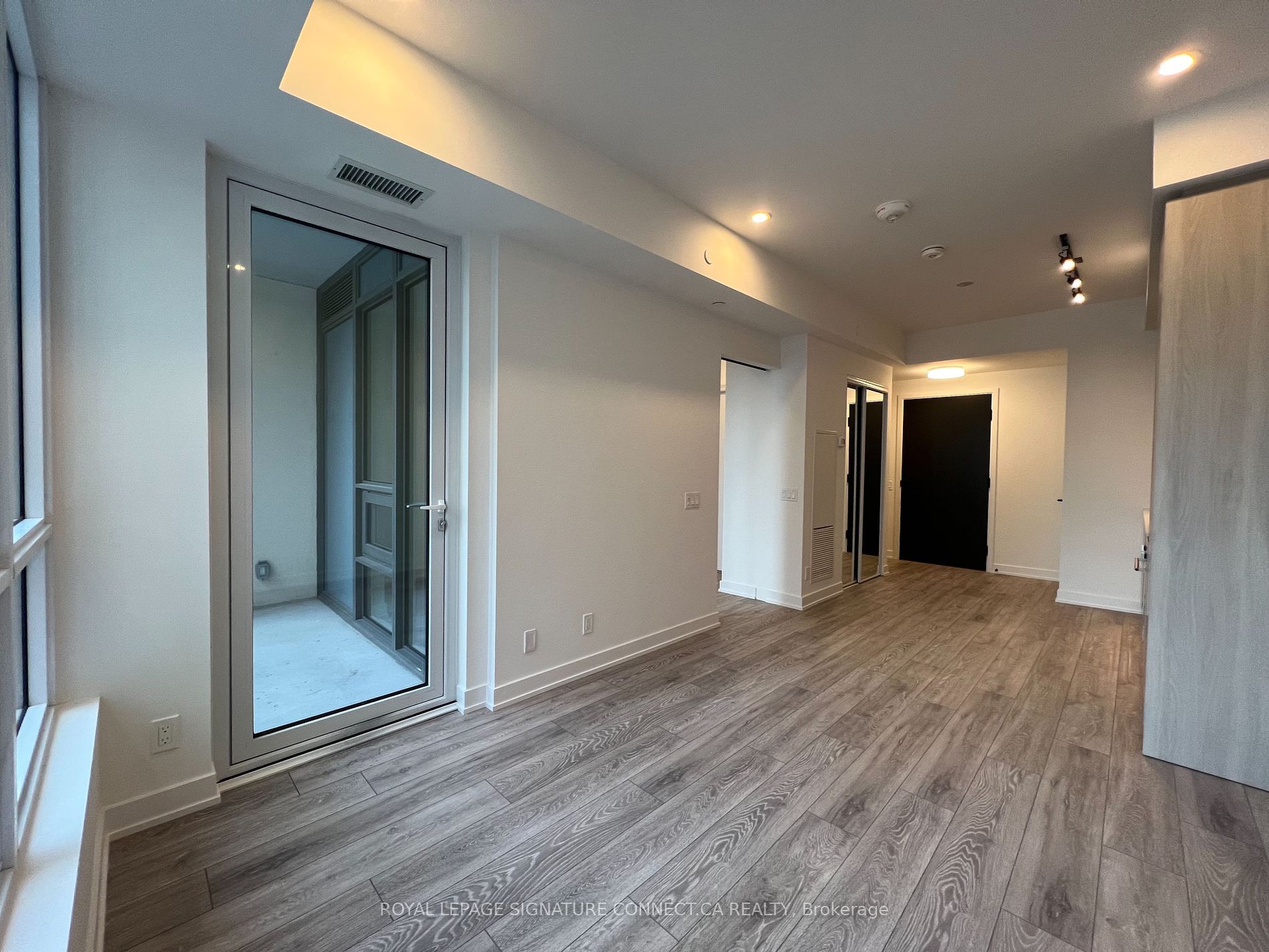 108 Peter Street #1113