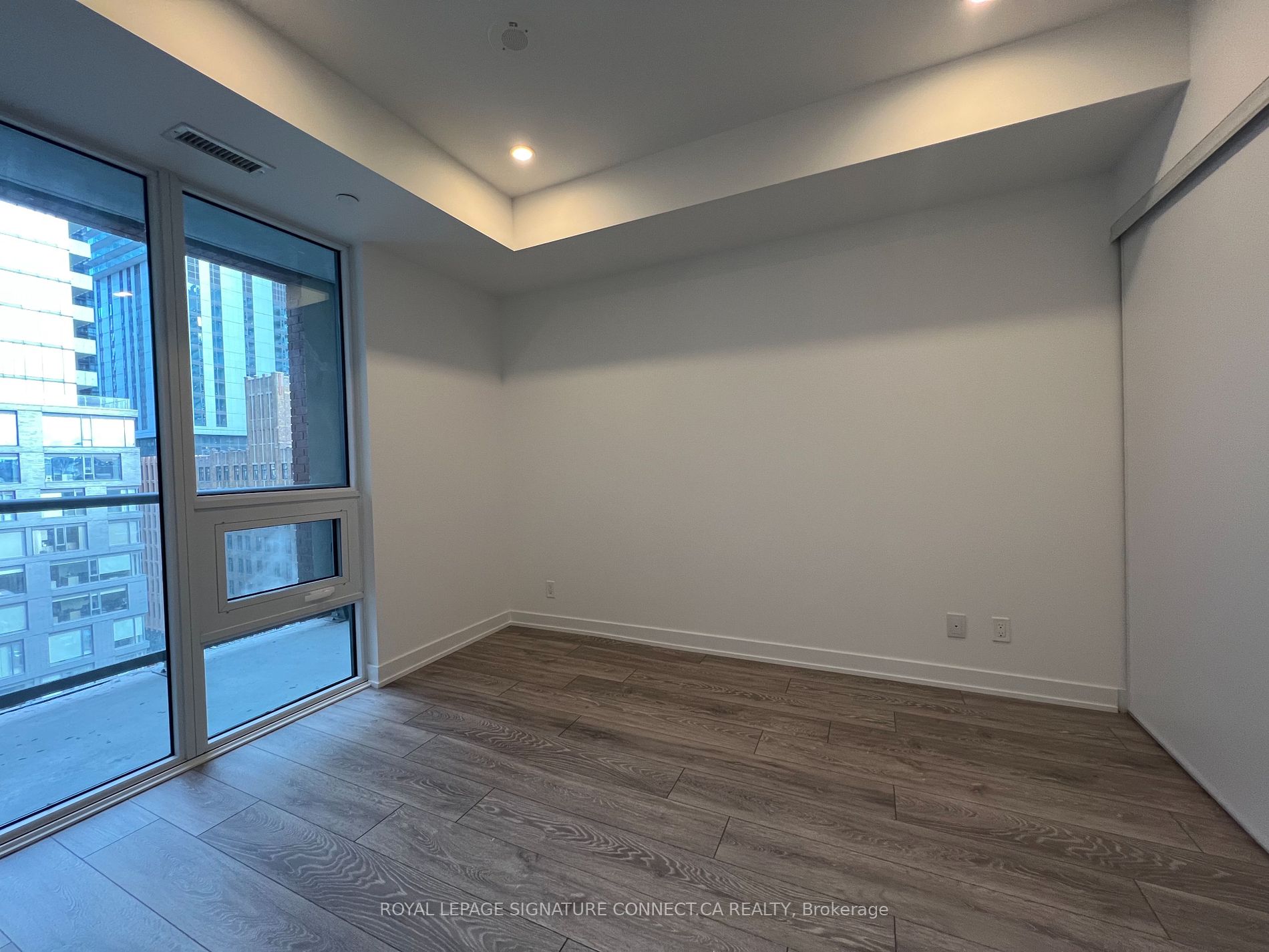 108 Peter Street #1113