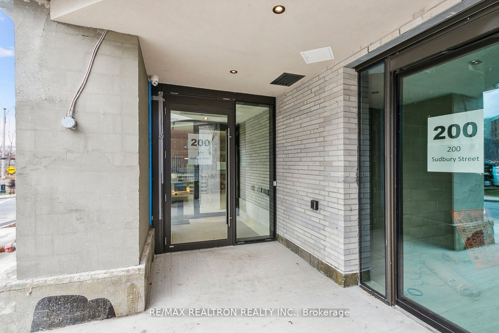 200 Sudbury Street #411