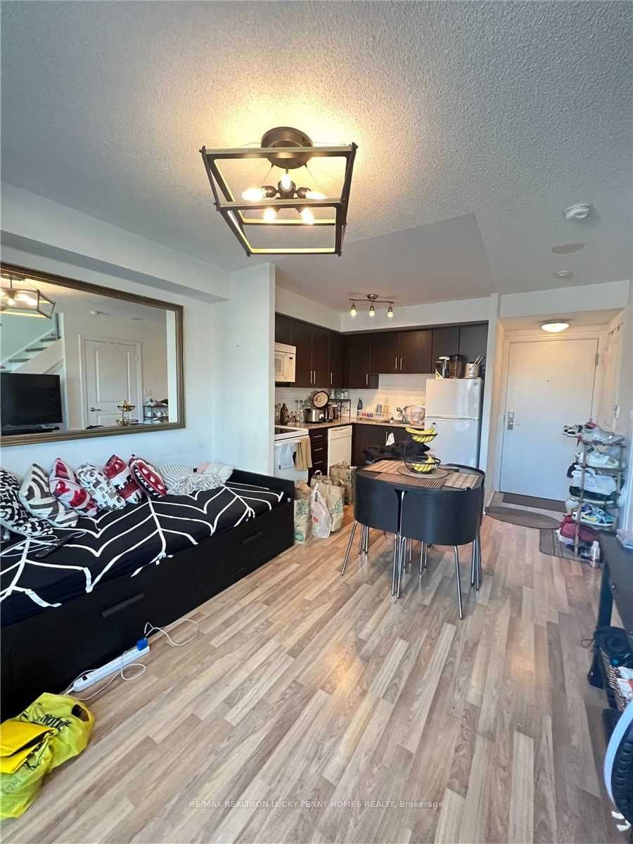 2035 Sheppard Avenue E #109