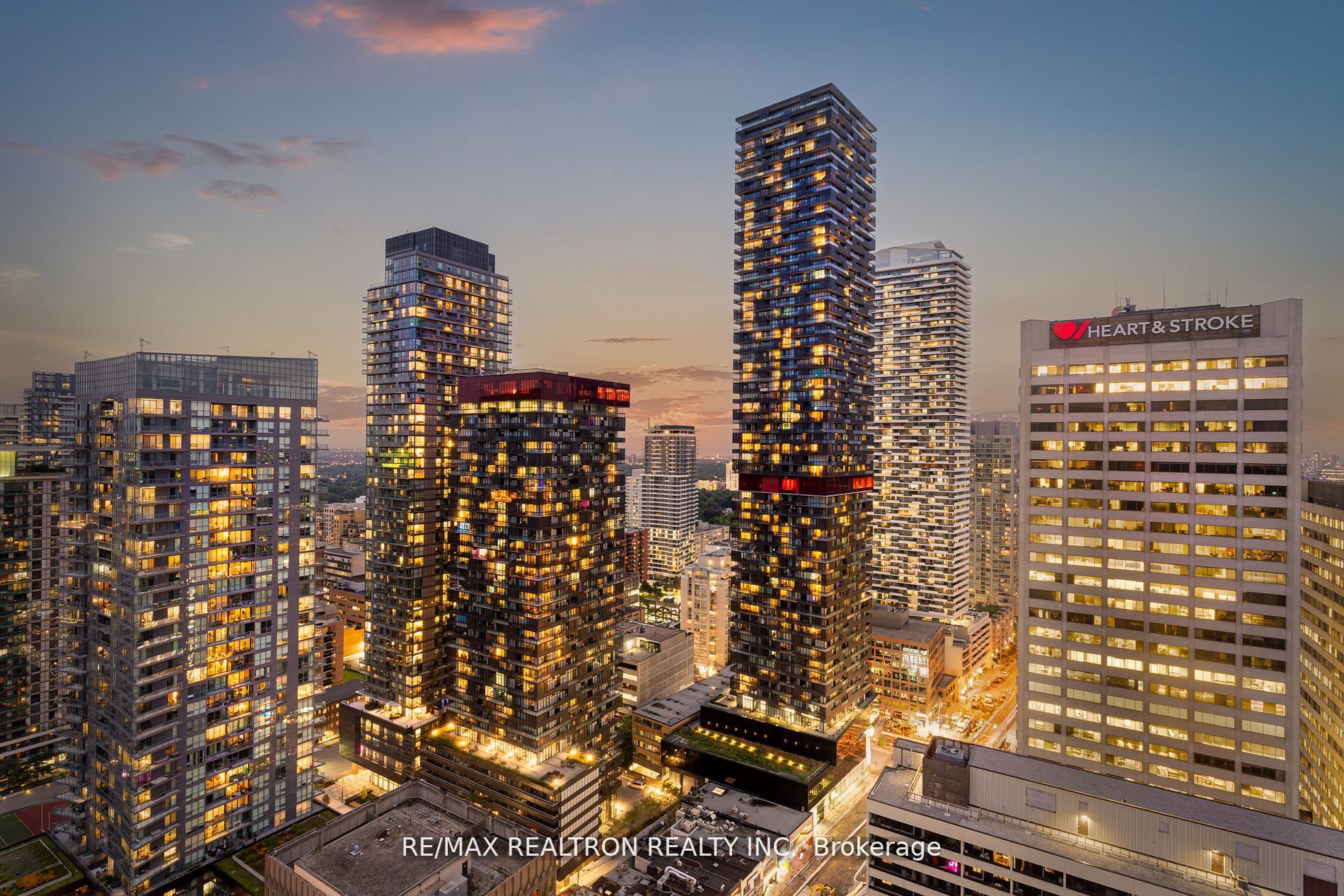 33 Helendale Avenue, #2905