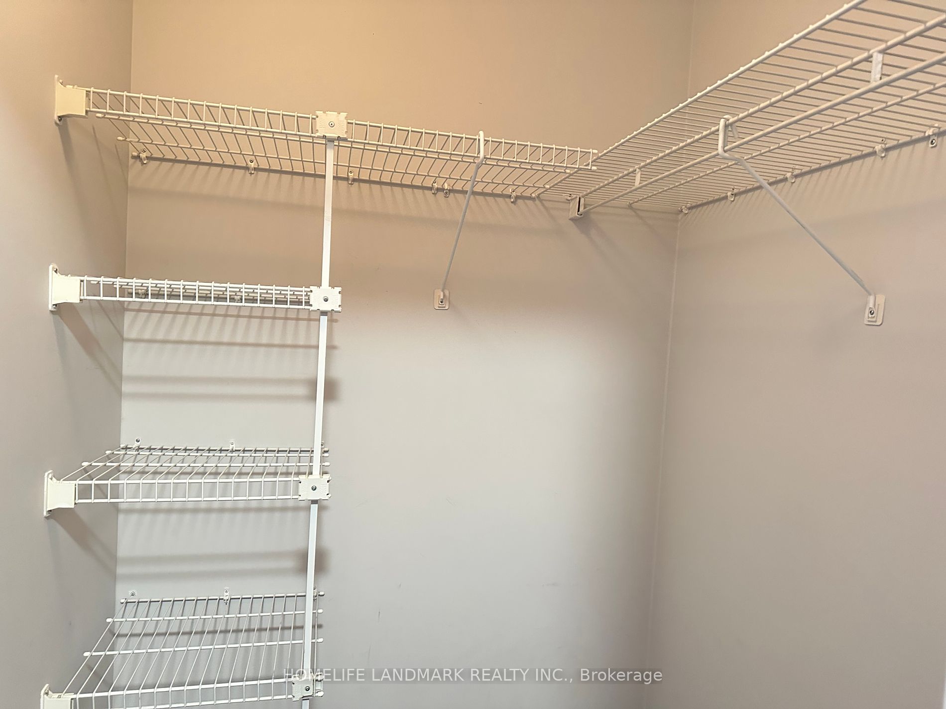 238 Doris Avenue #1011