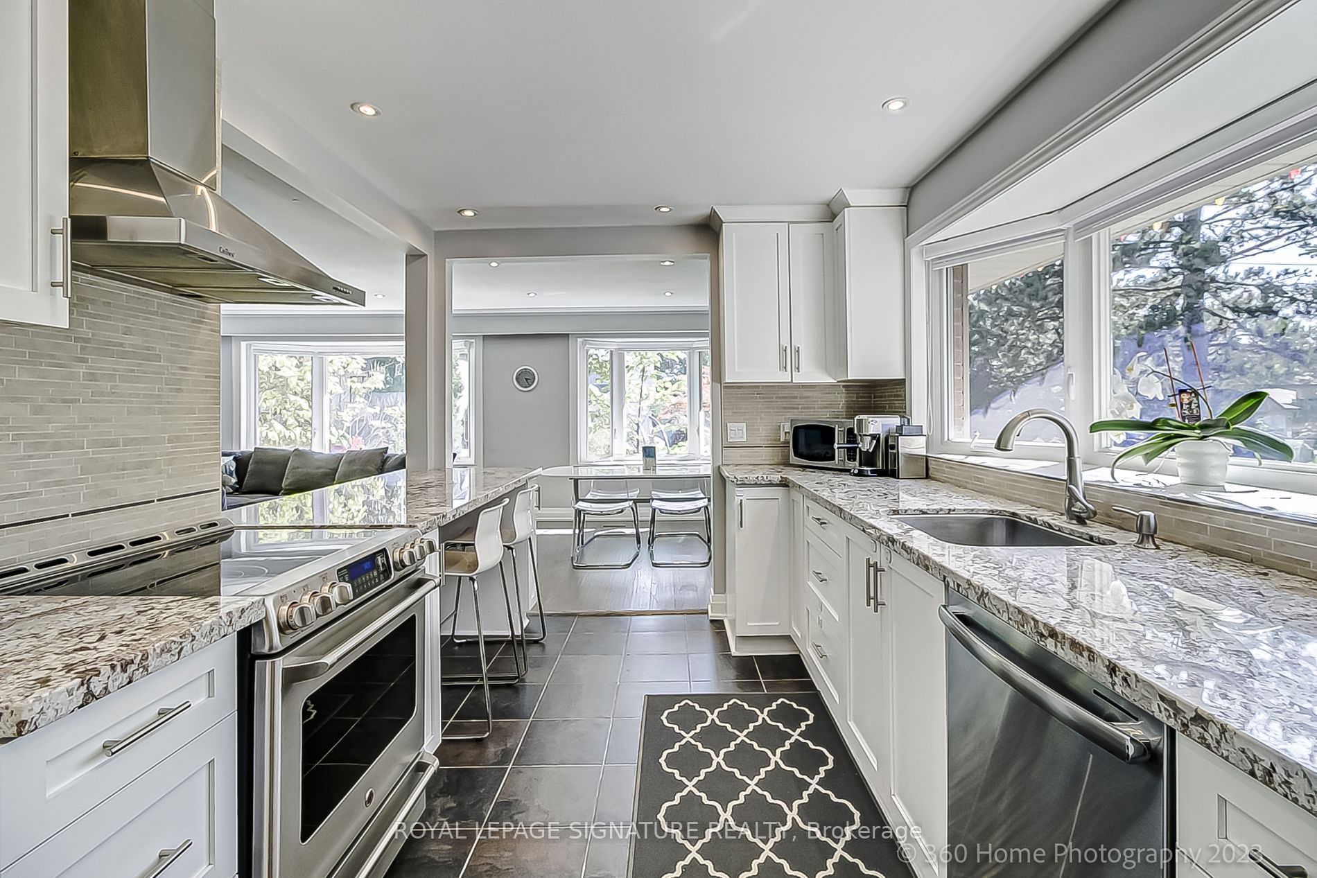 8 Wycliffe Crescent