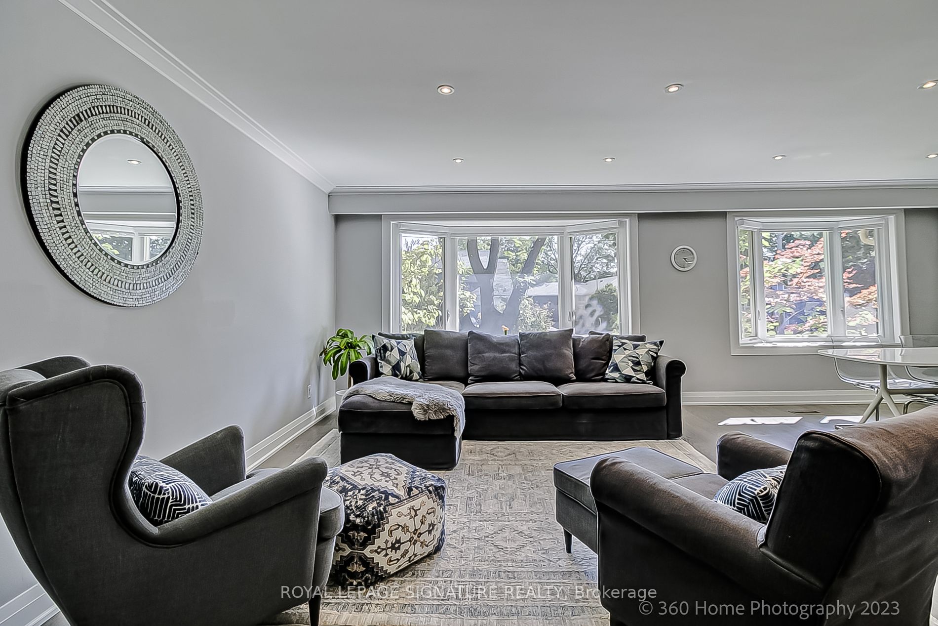 8 Wycliffe Crescent