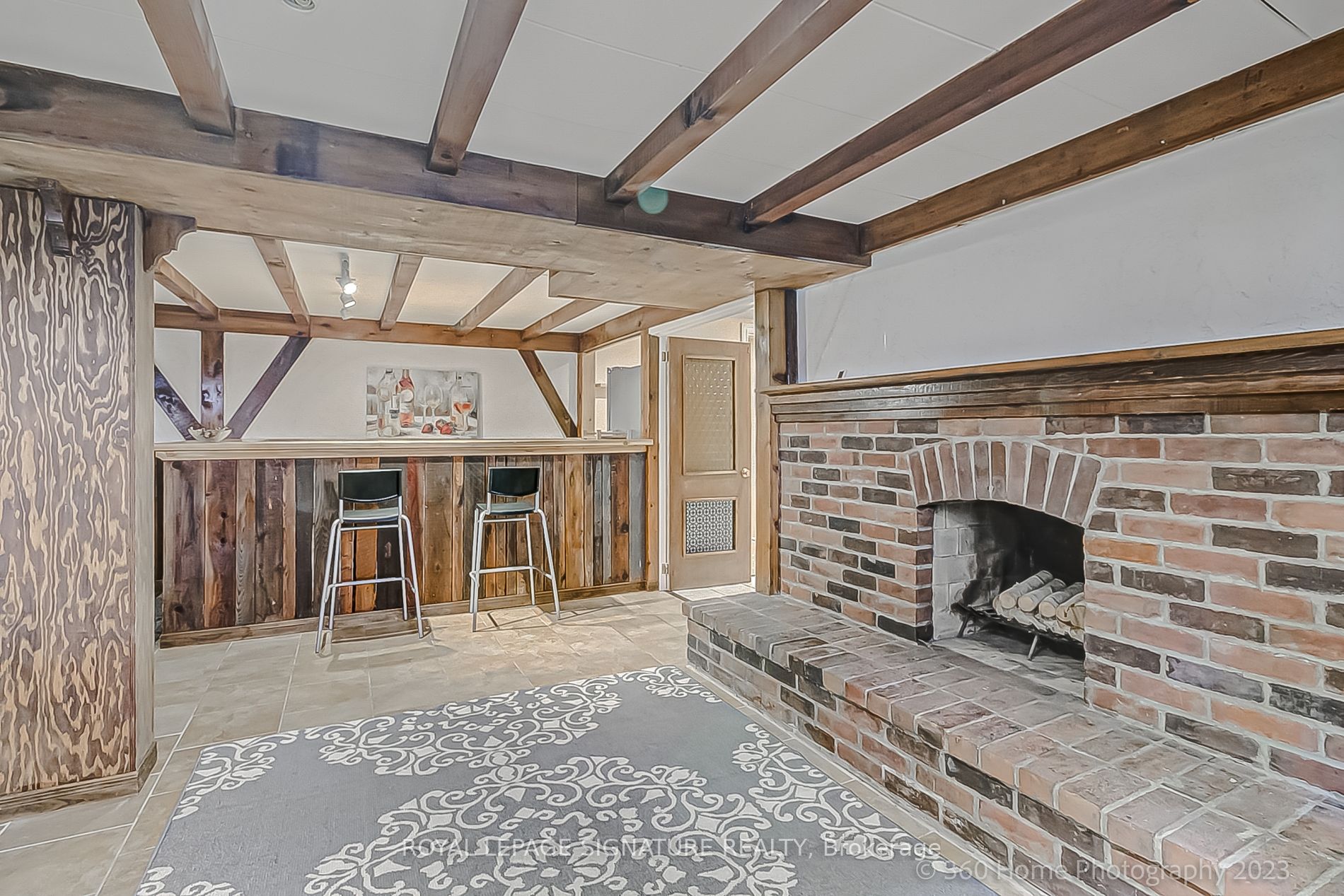 8 Wycliffe Crescent
