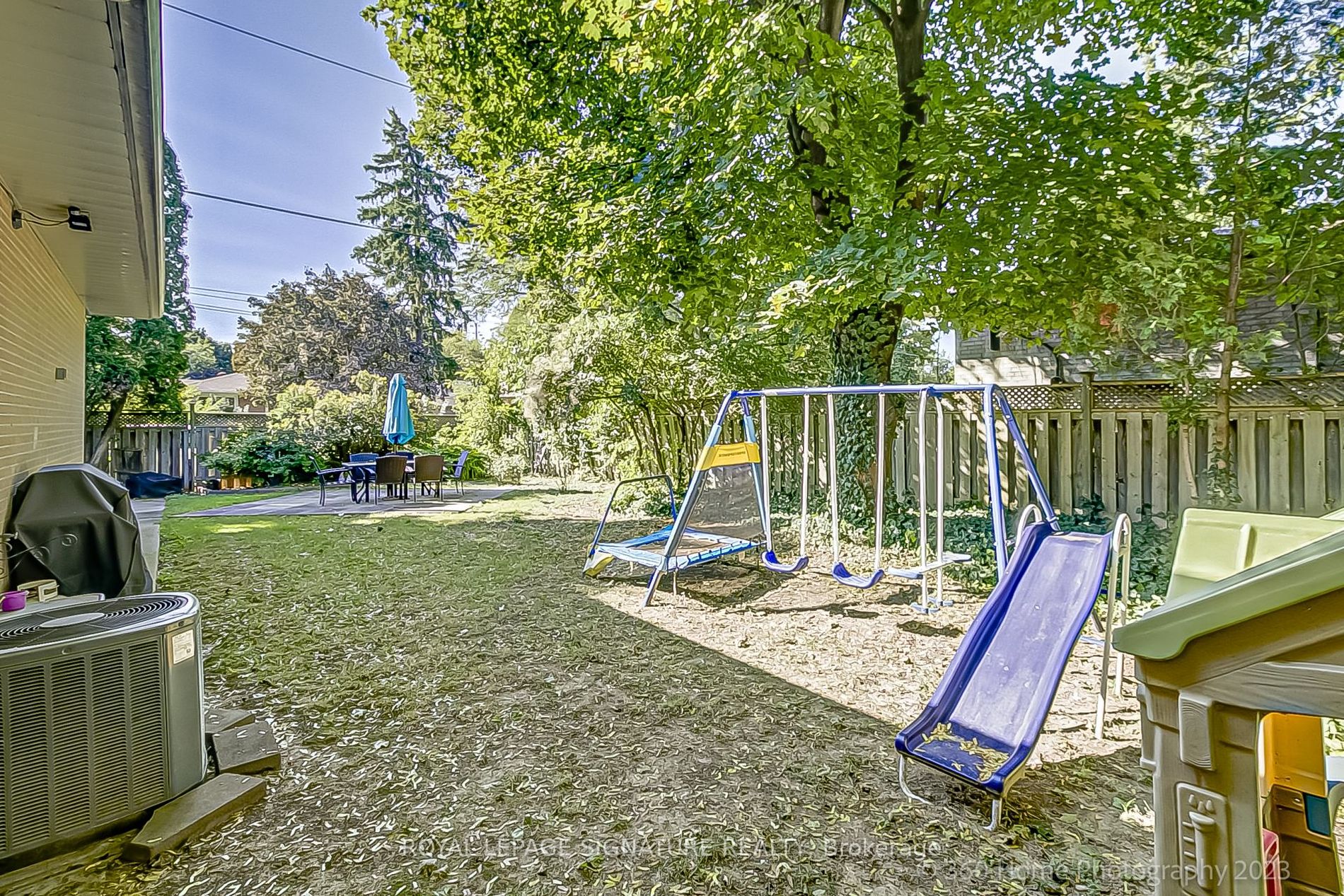 8 Wycliffe Crescent