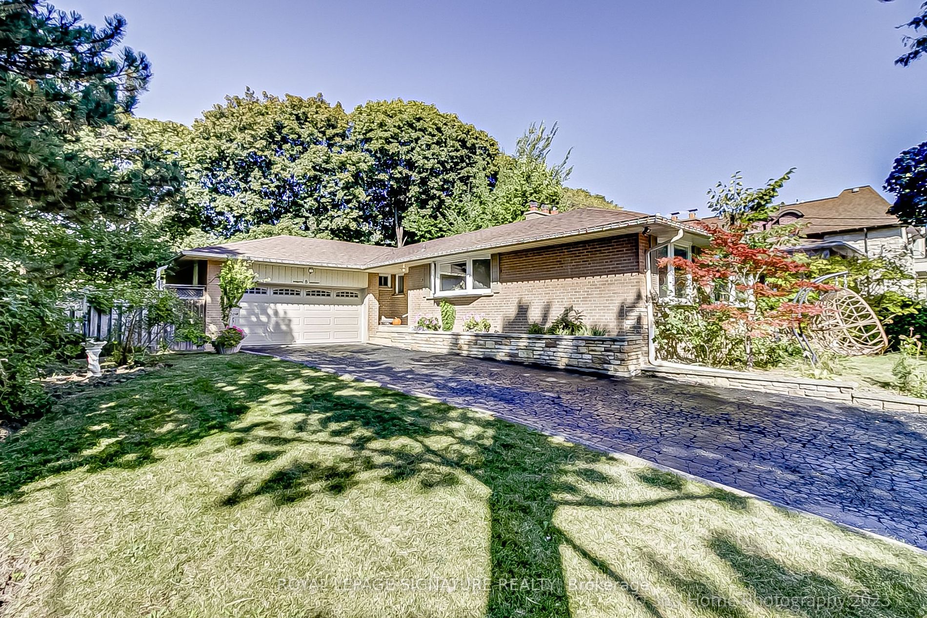 8 Wycliffe Crescent
