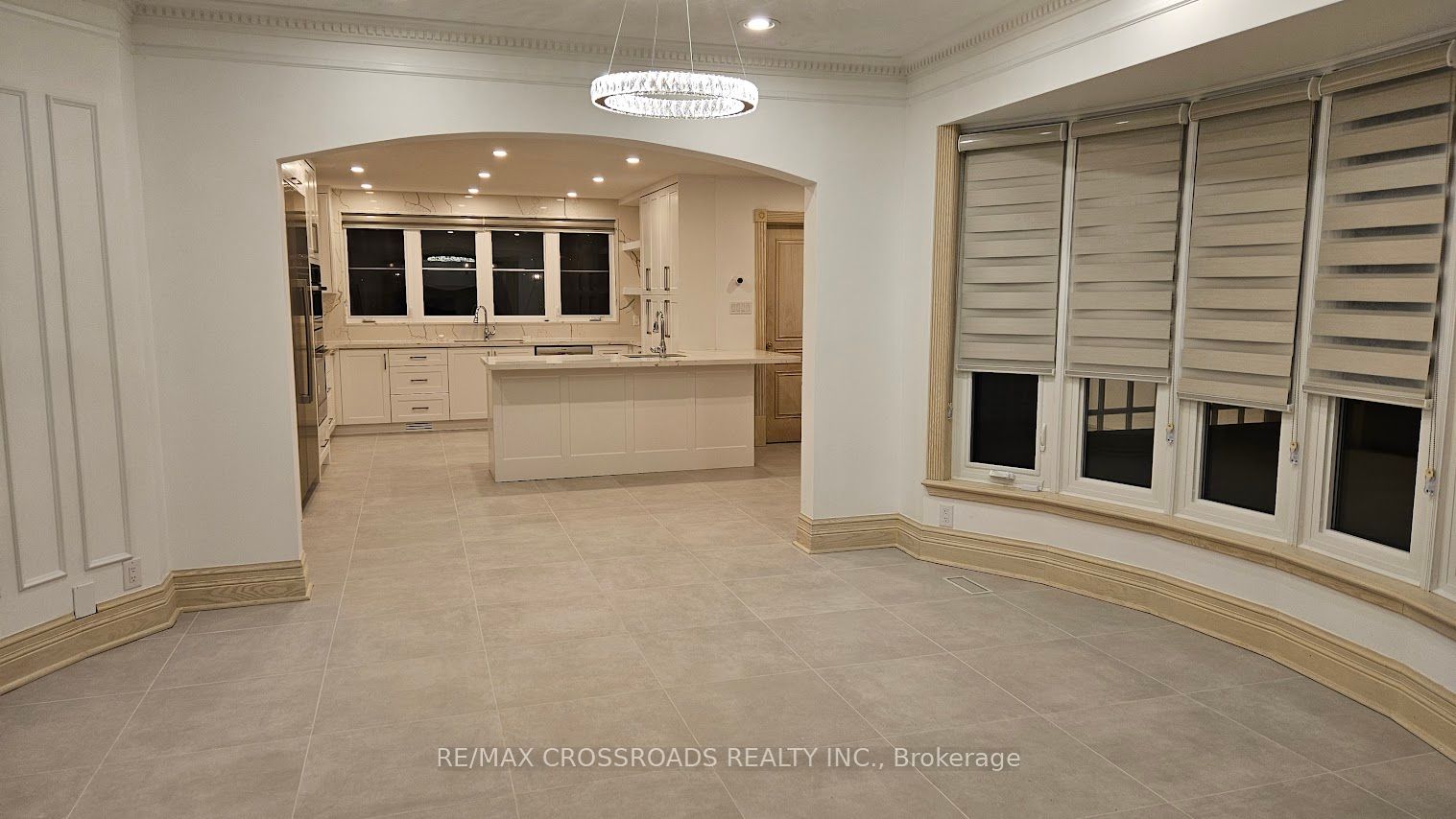 200 The Bridle Path