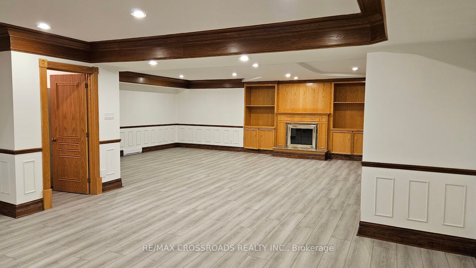 200 The Bridle Path