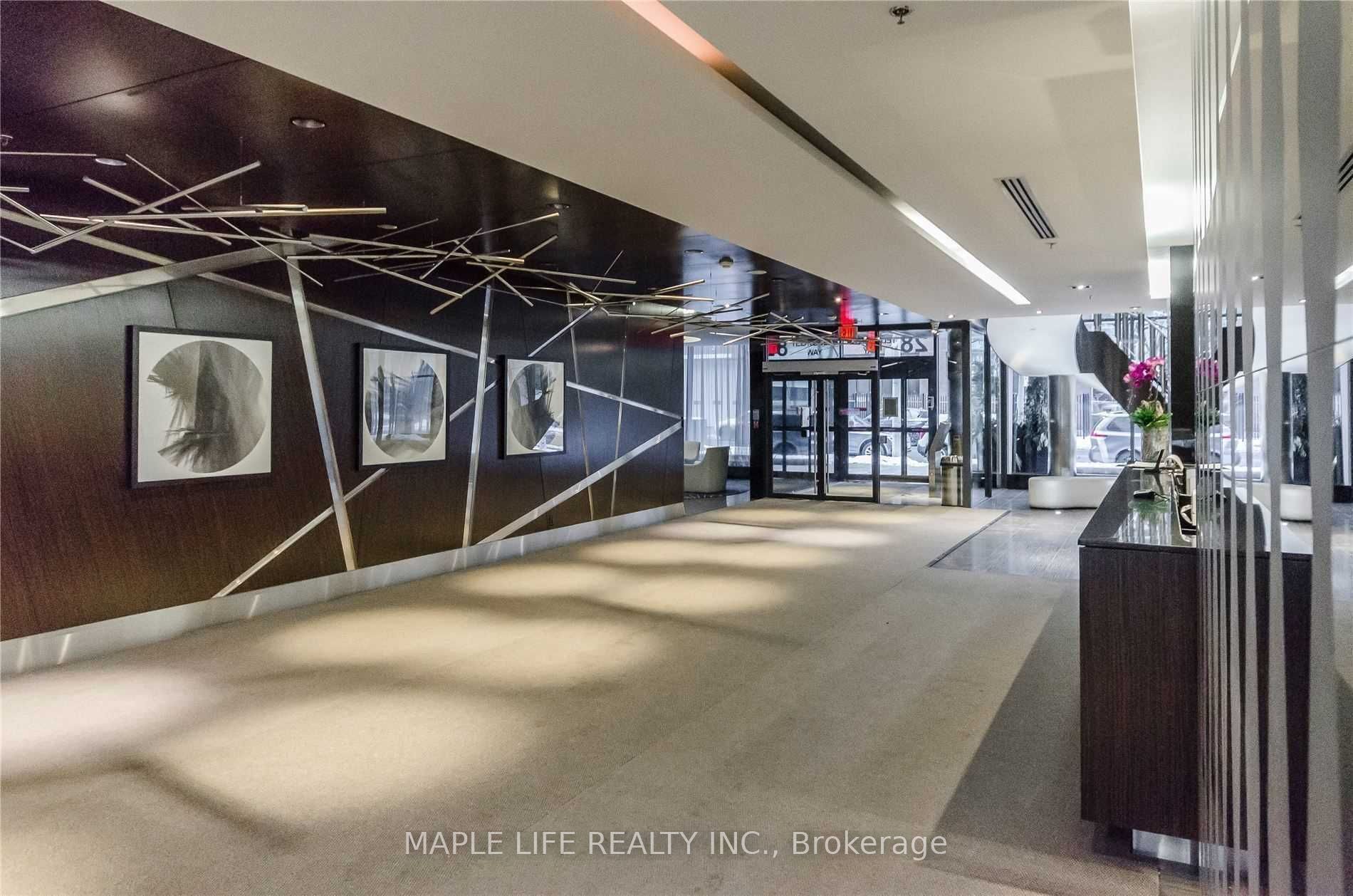 28 Ted Rogers Way, #1802
