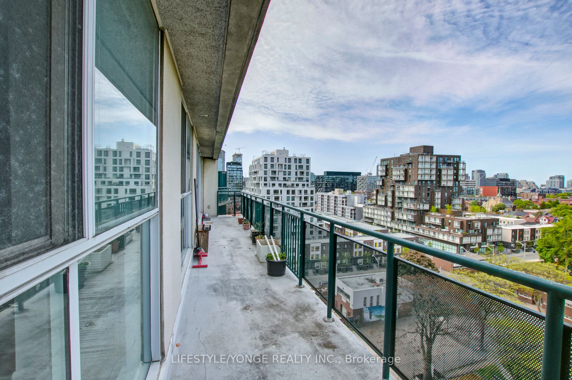99 Cameron St, #1009