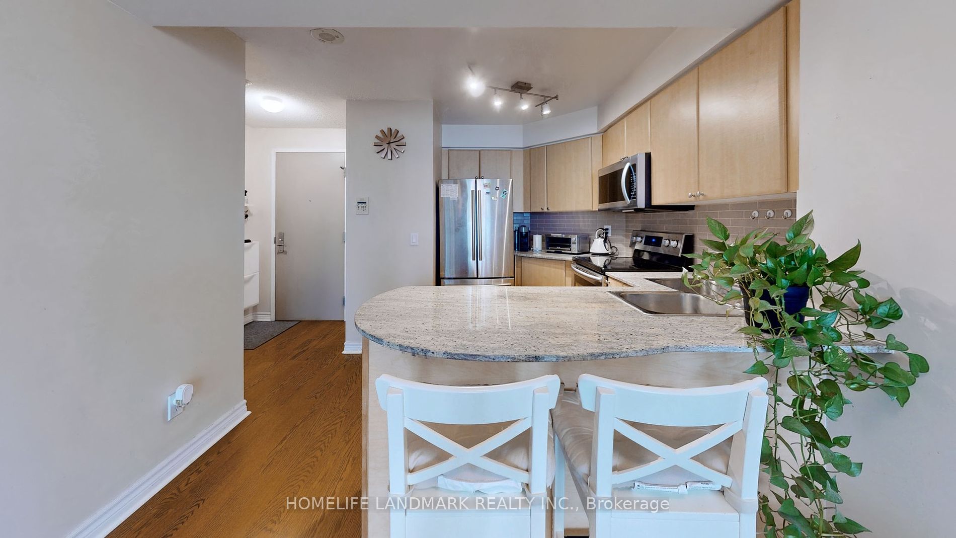 763 Bay St, #2113