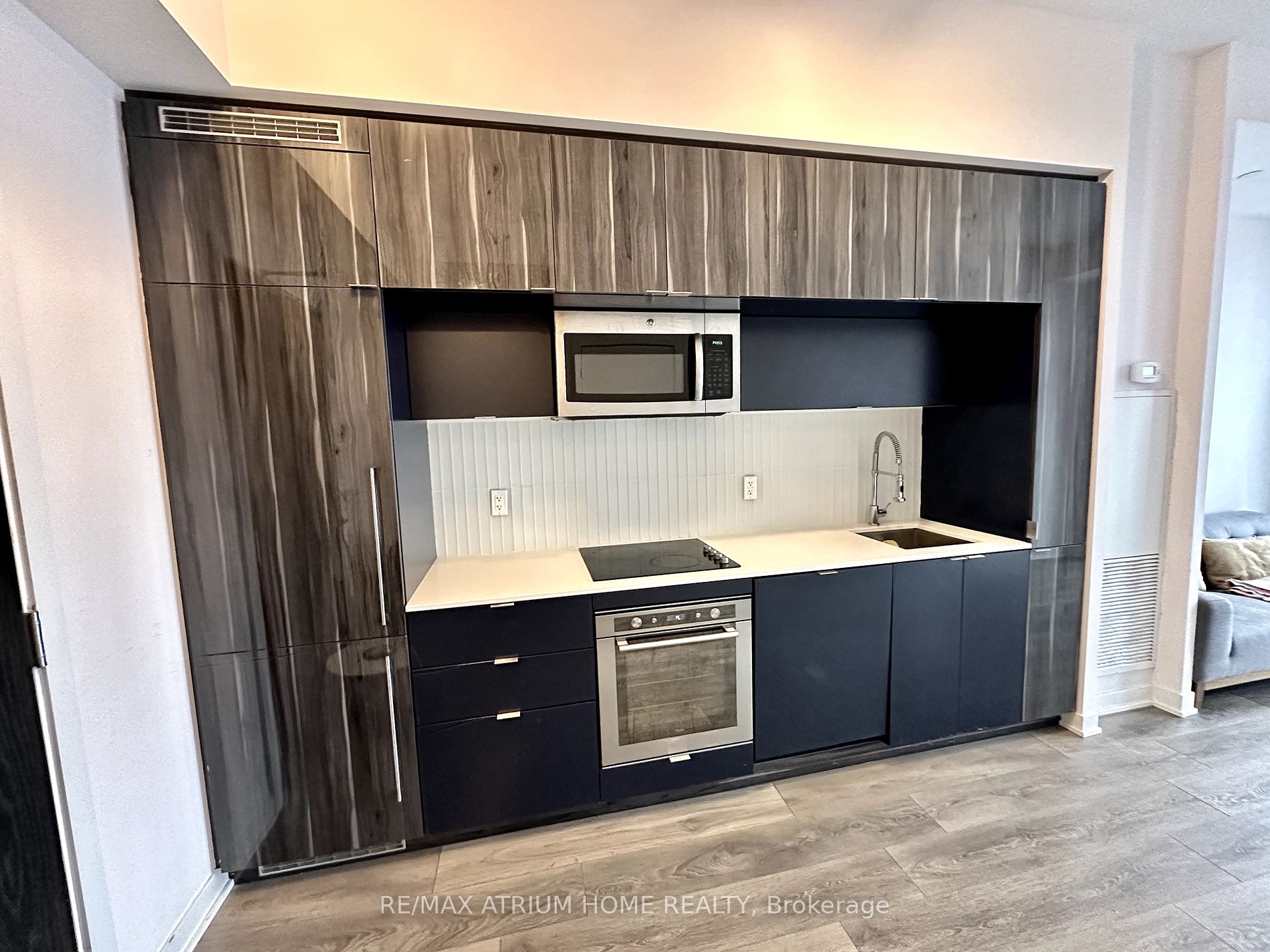 28 Avondale Avenue, #1203