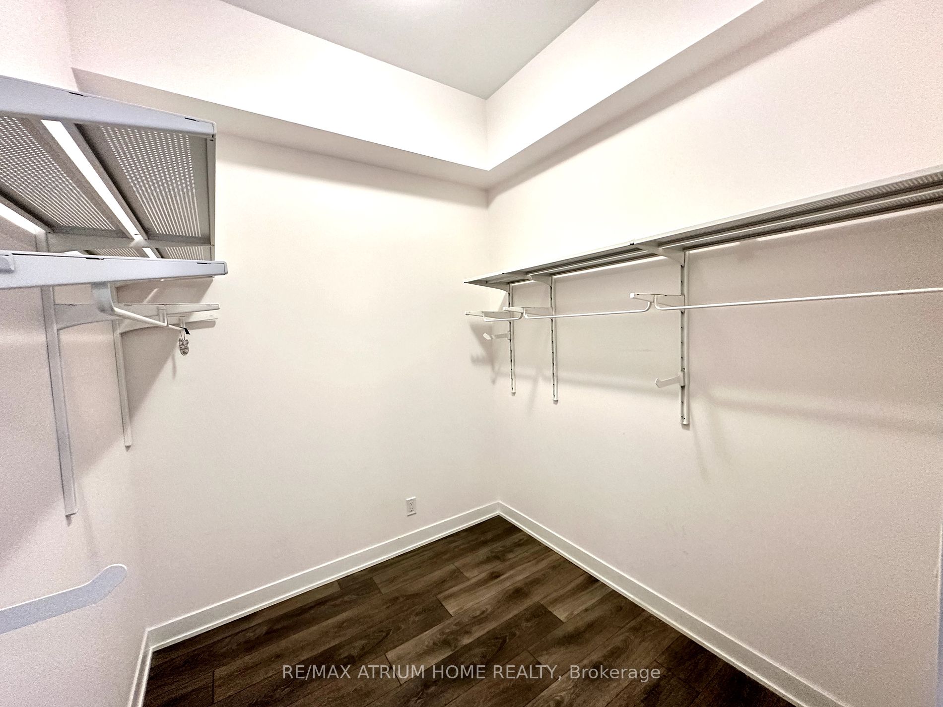 28 Avondale Avenue, #1203