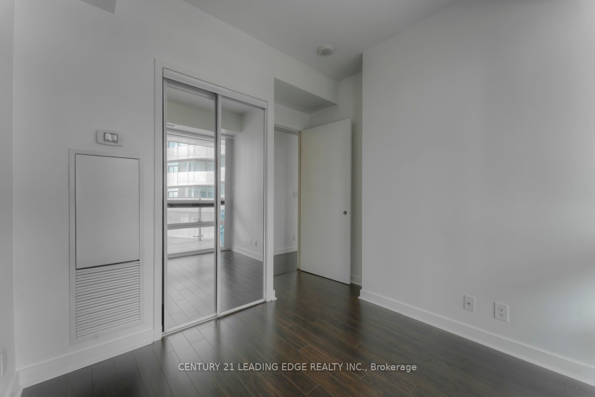 12 York St, #1210