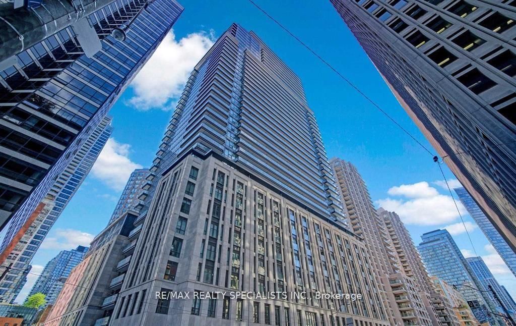 955 Bay St, #514