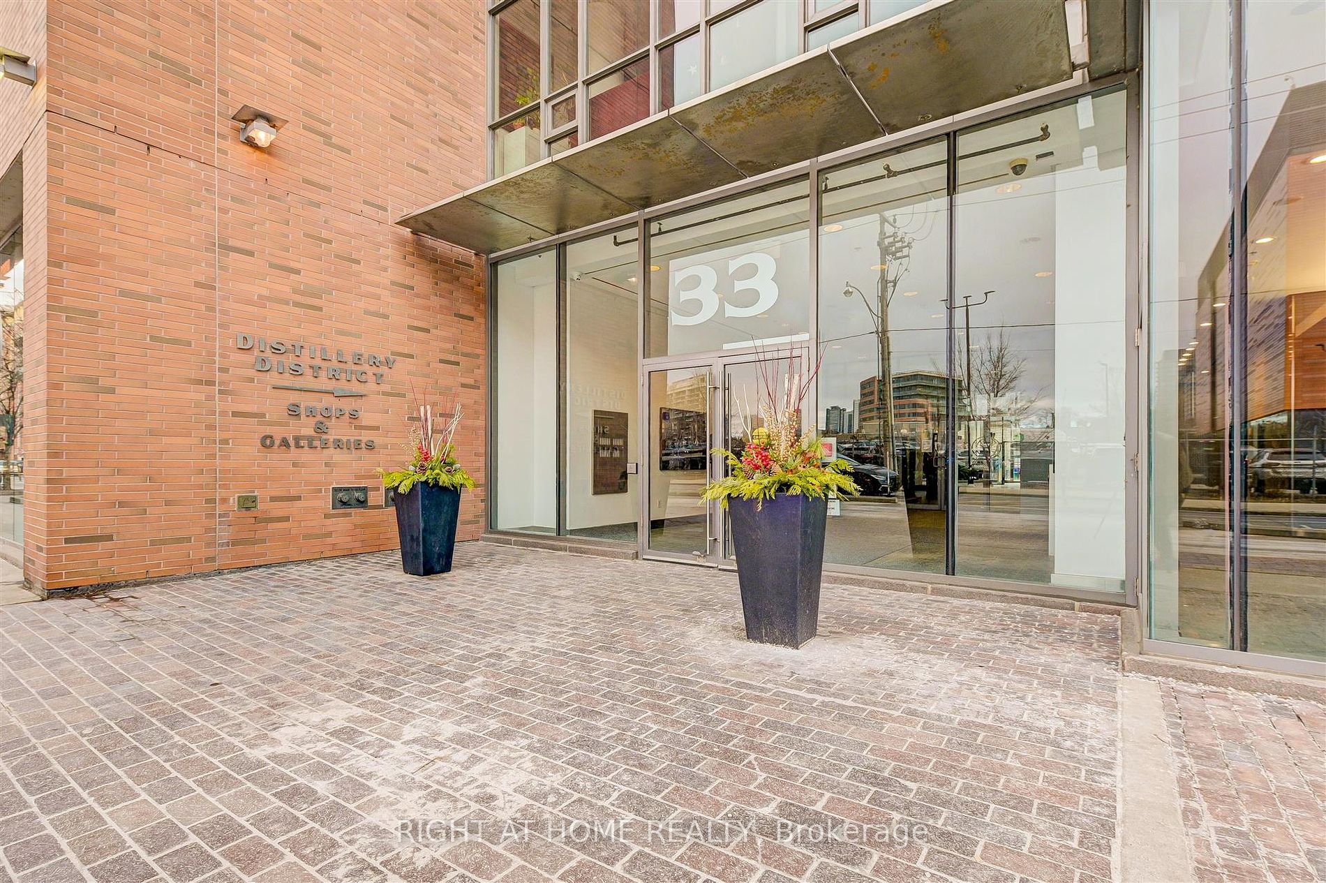33 Mill Street #1709