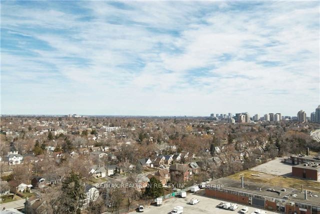 120 Harrison Garden Boulevard, #1426