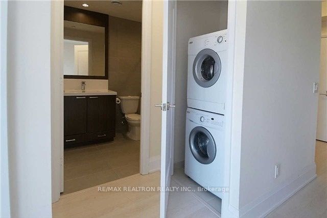 120 Harrison Garden Boulevard, #1426