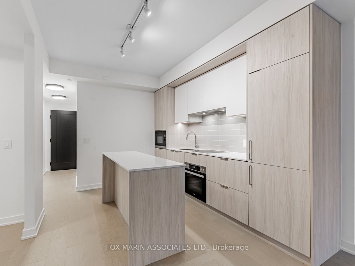 123 Portland Street, #209