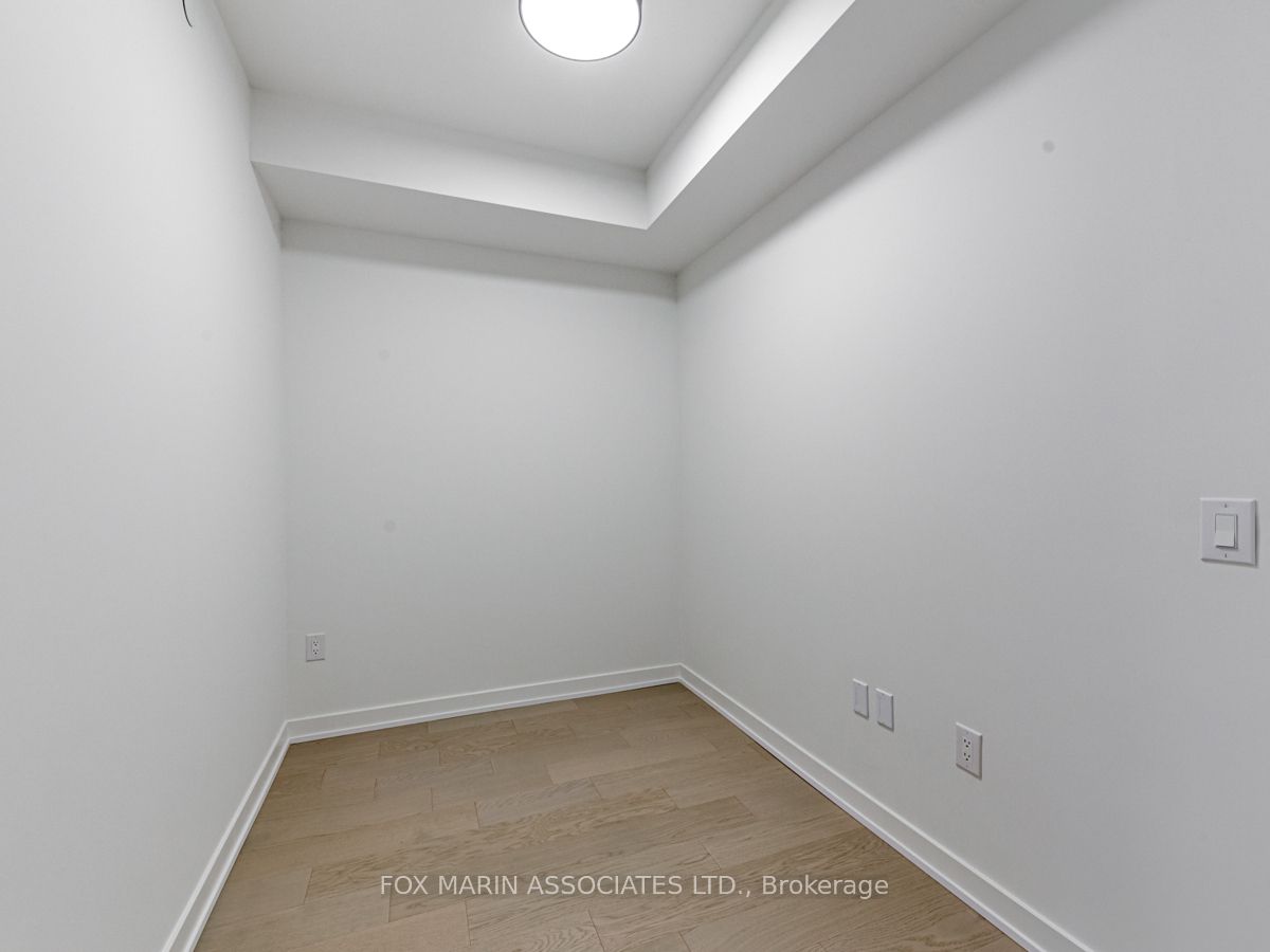 123 Portland Street, #209