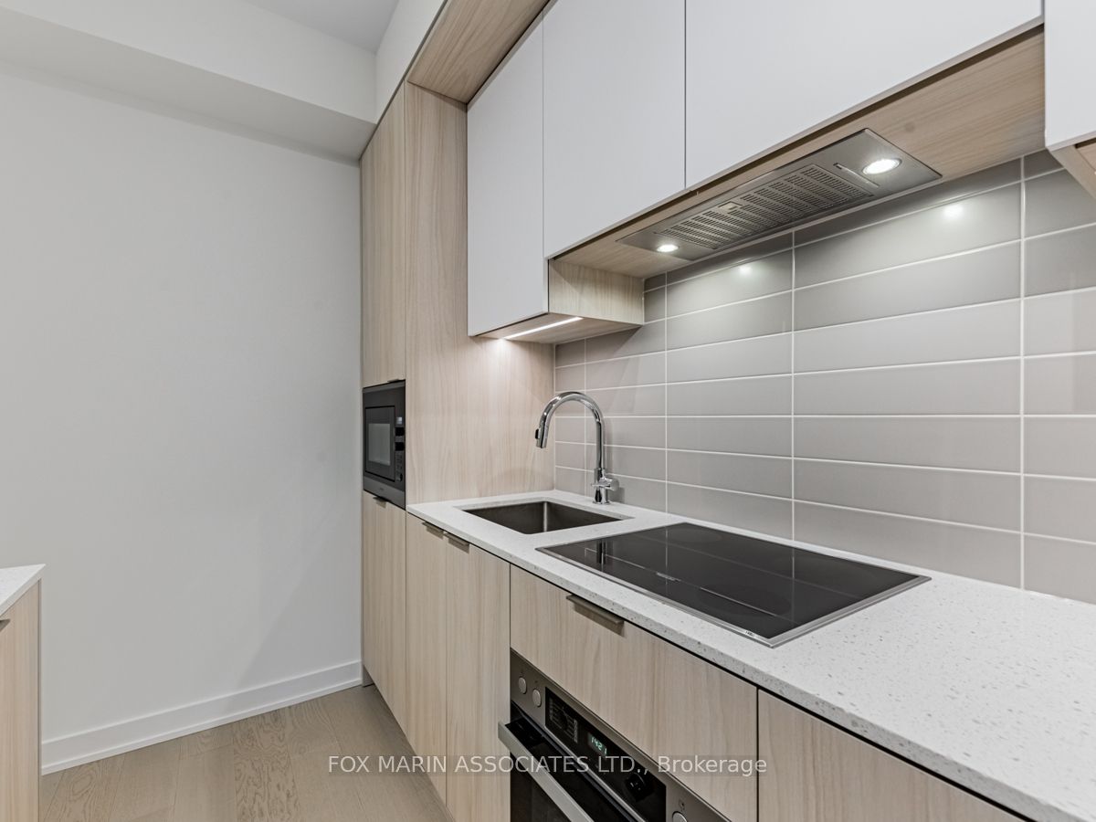 123 Portland Street, #209