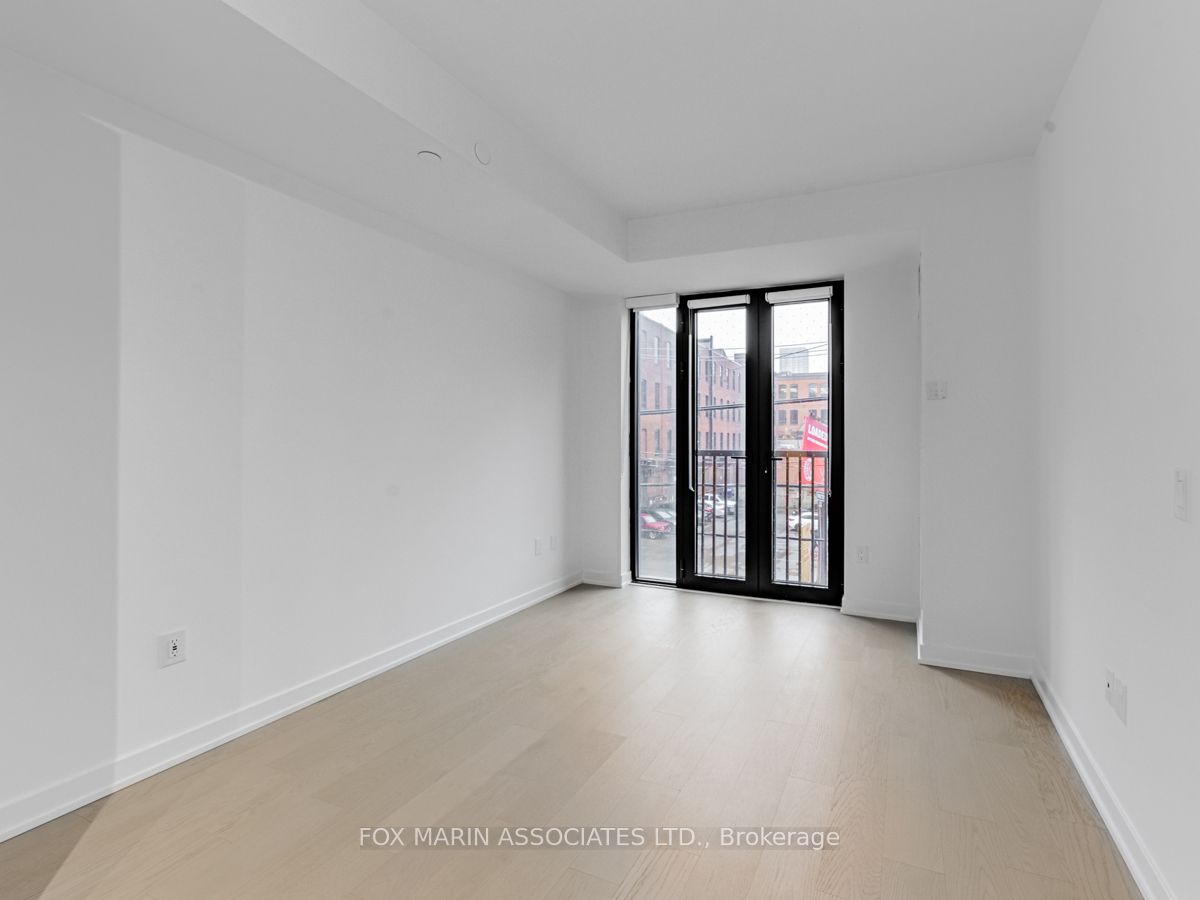 123 Portland Street, #209
