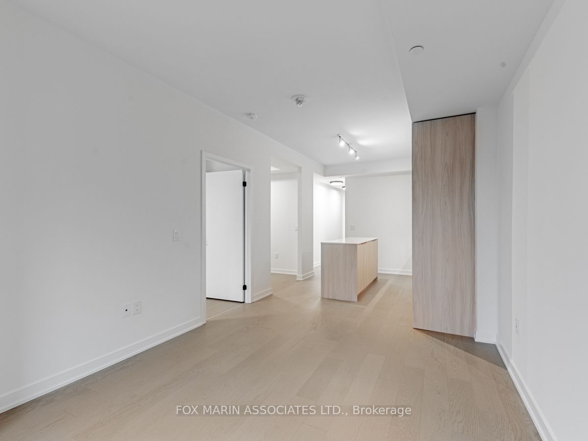 123 Portland Street, #209