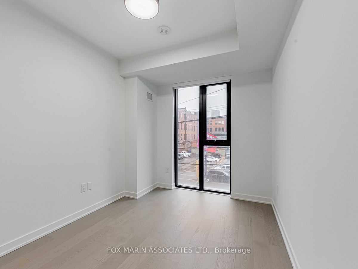 123 Portland Street, #209
