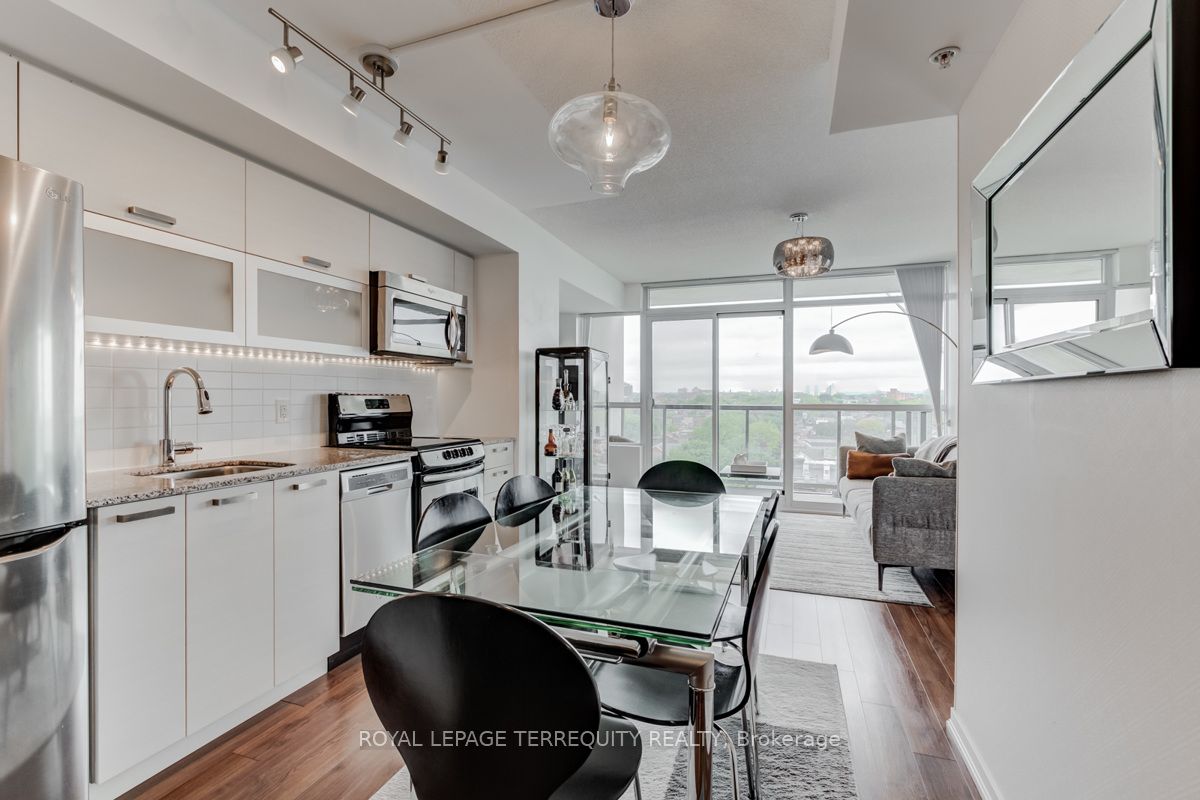 68 Abell St, #1030