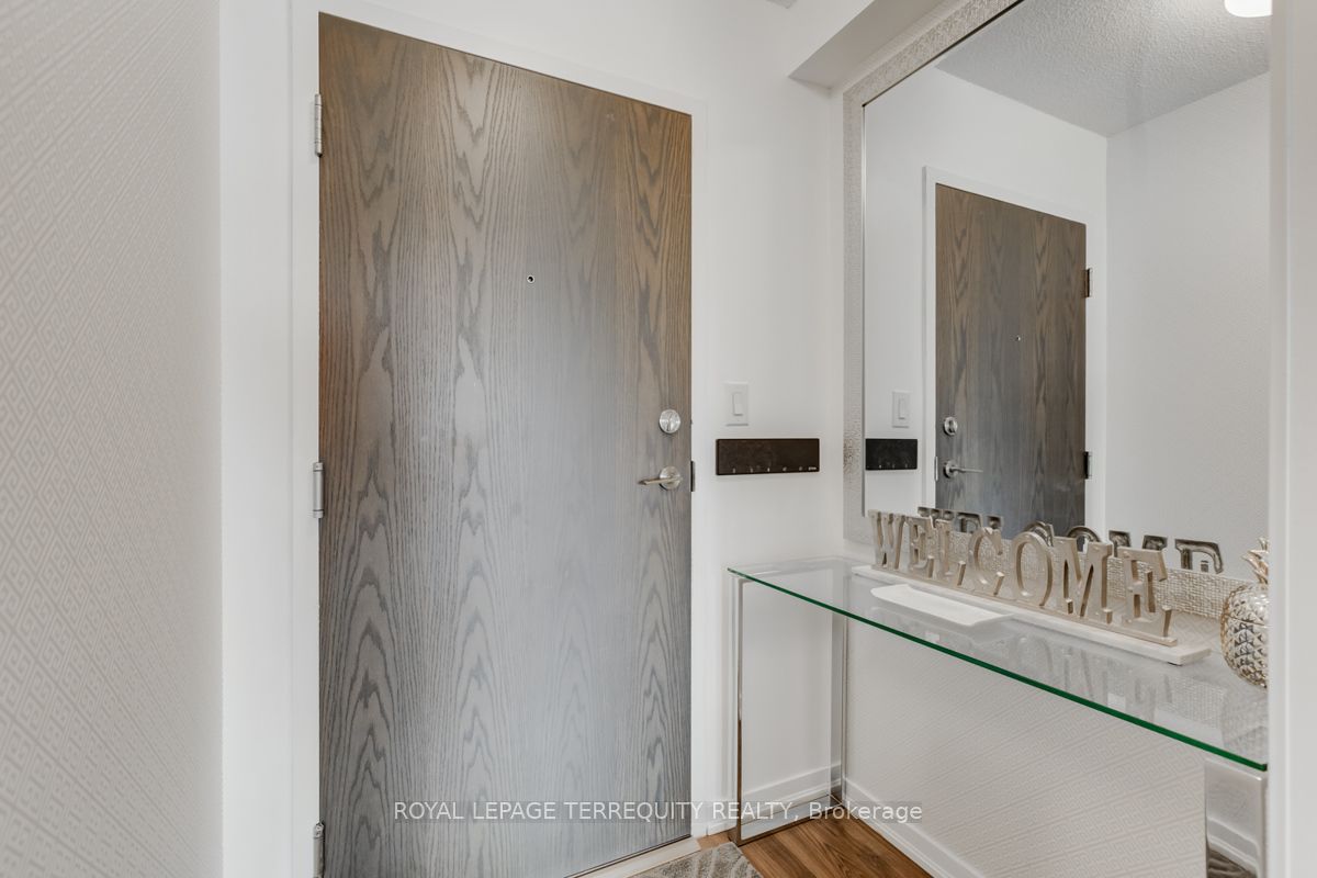 68 Abell St, #1030