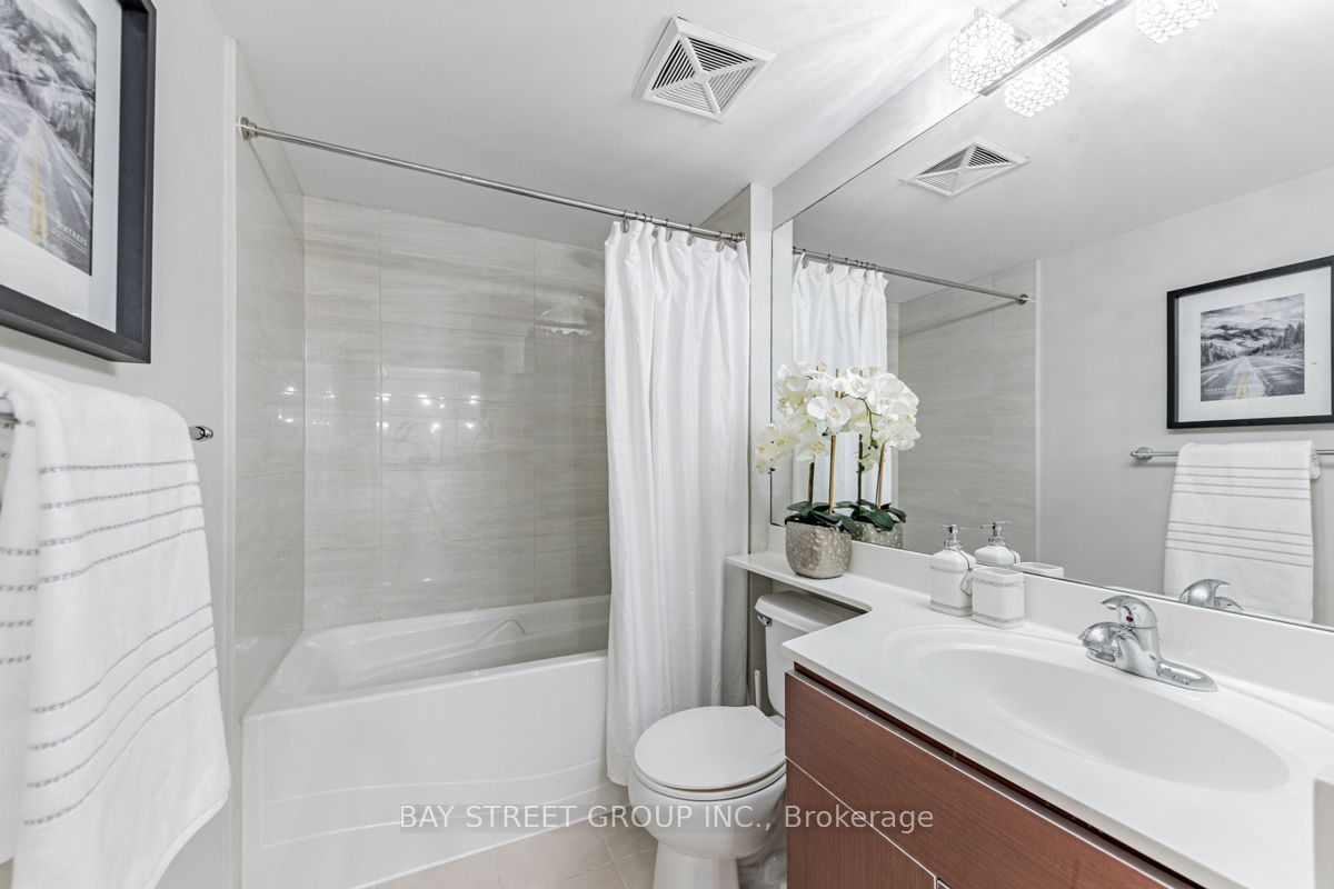 30 Herons Hill Way, #303