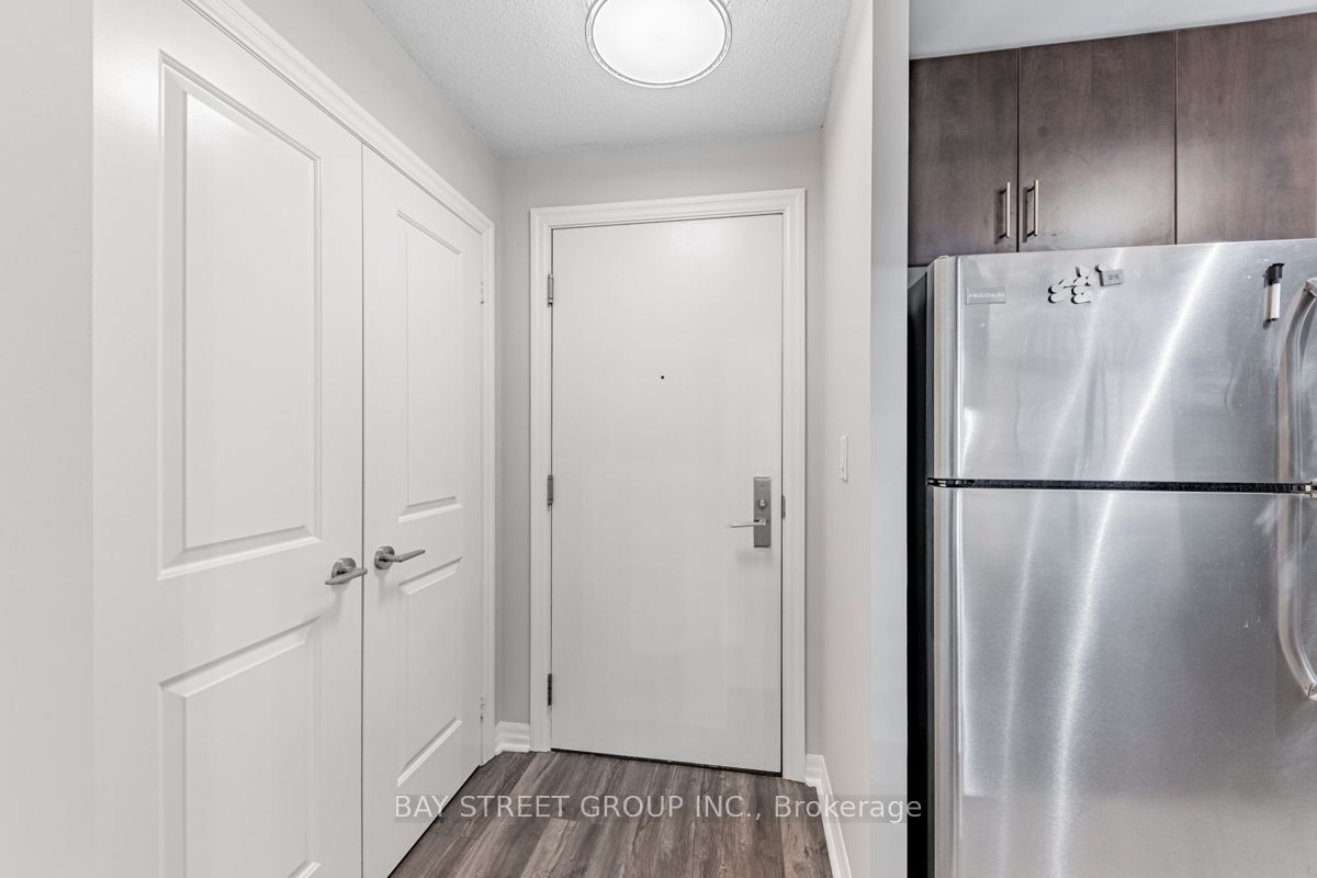 30 Herons Hill Way, #303
