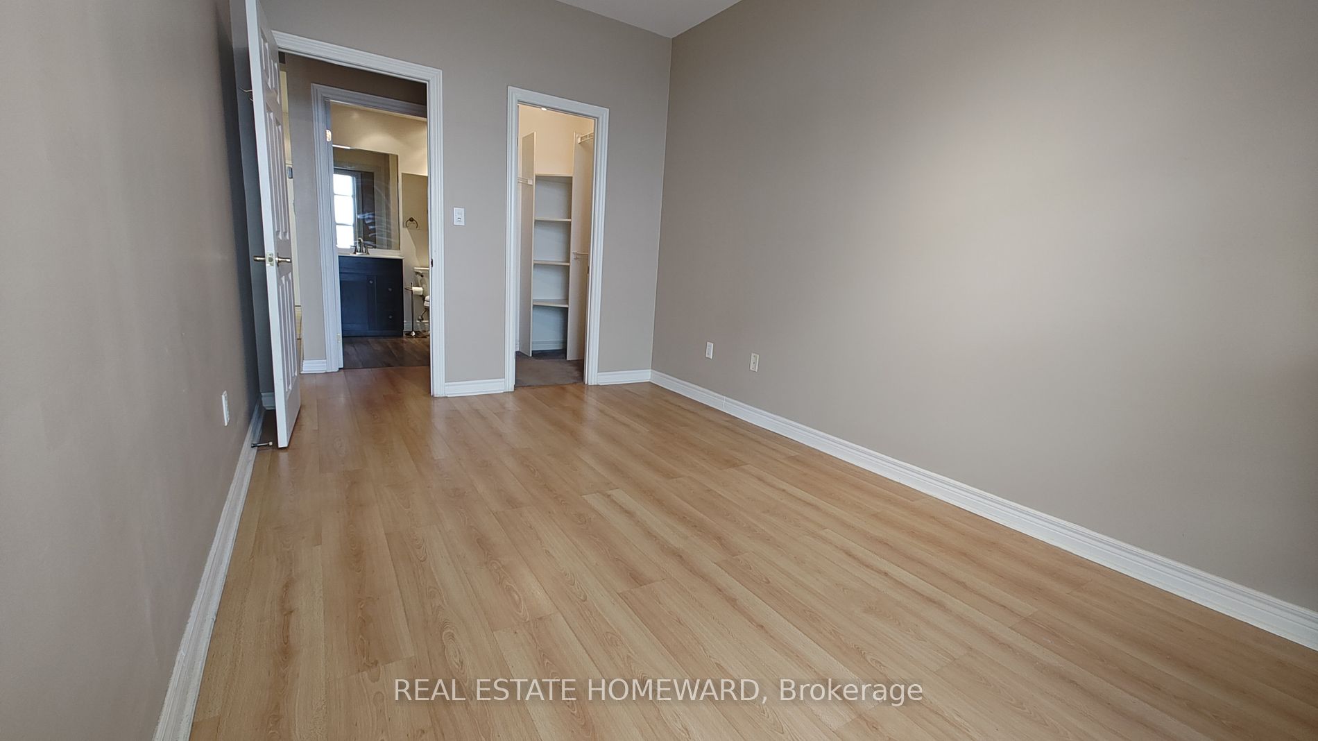 1 Leaside Park Dr, #417