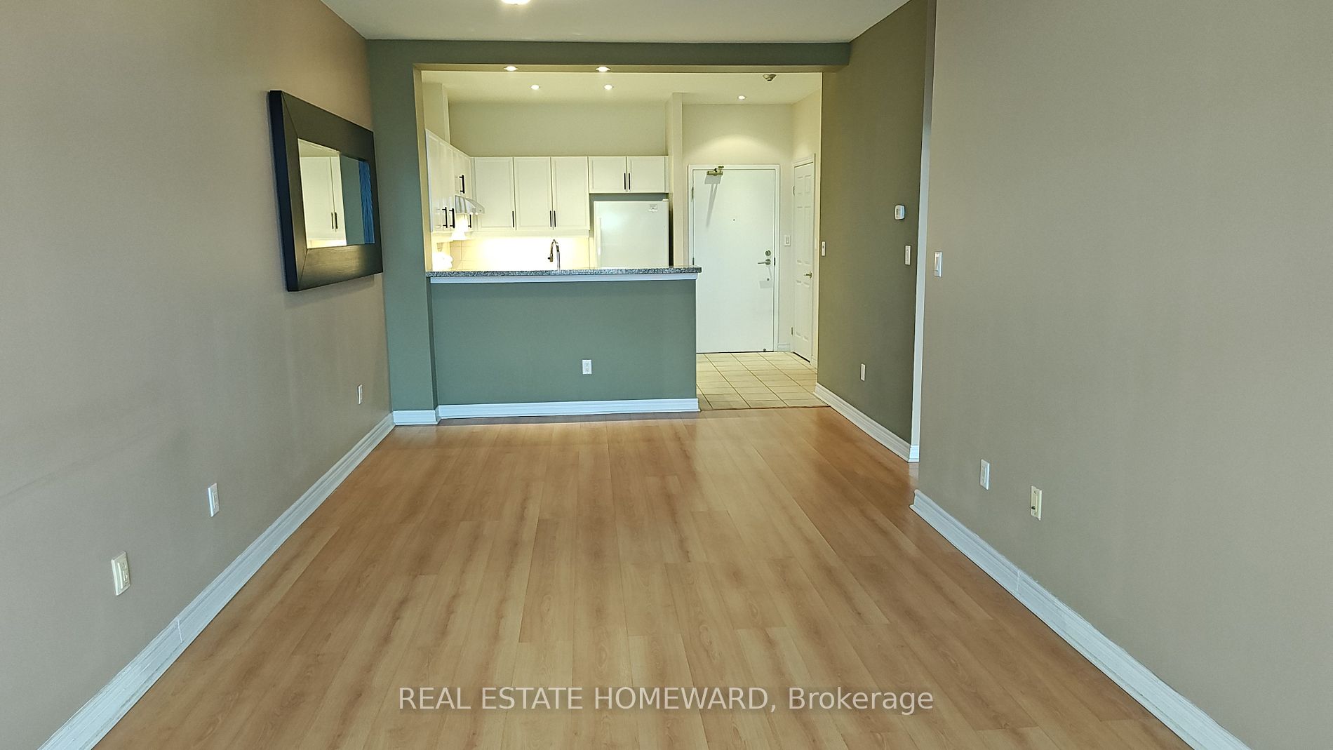 1 Leaside Park Dr, #417