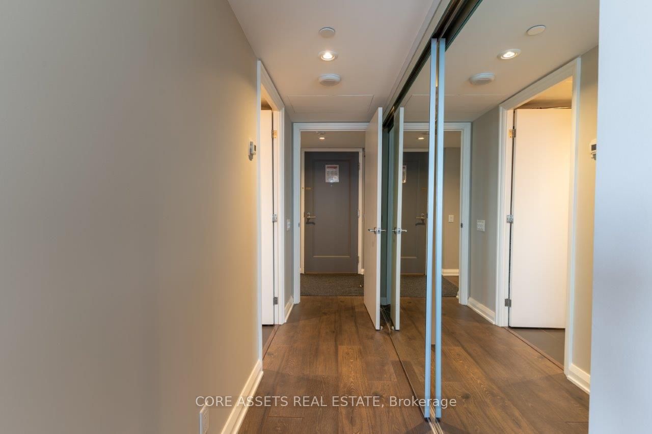 155 Yorkville Ave, #2713