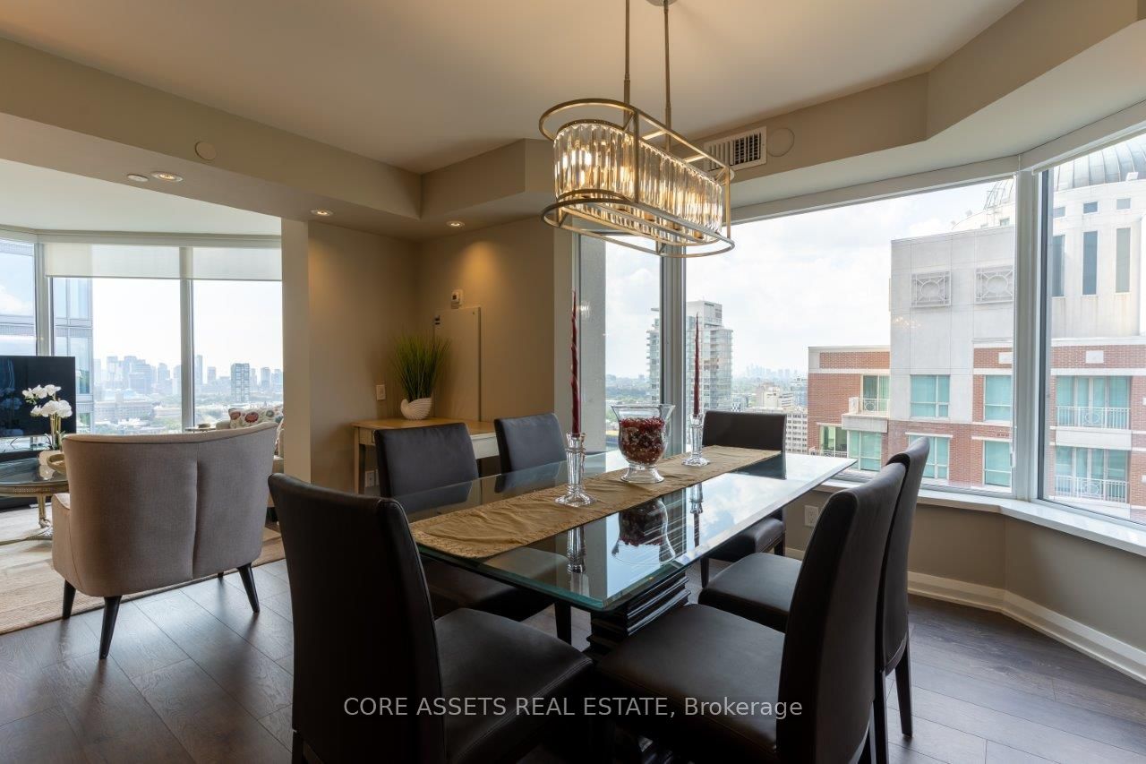 155 Yorkville Ave, #2713